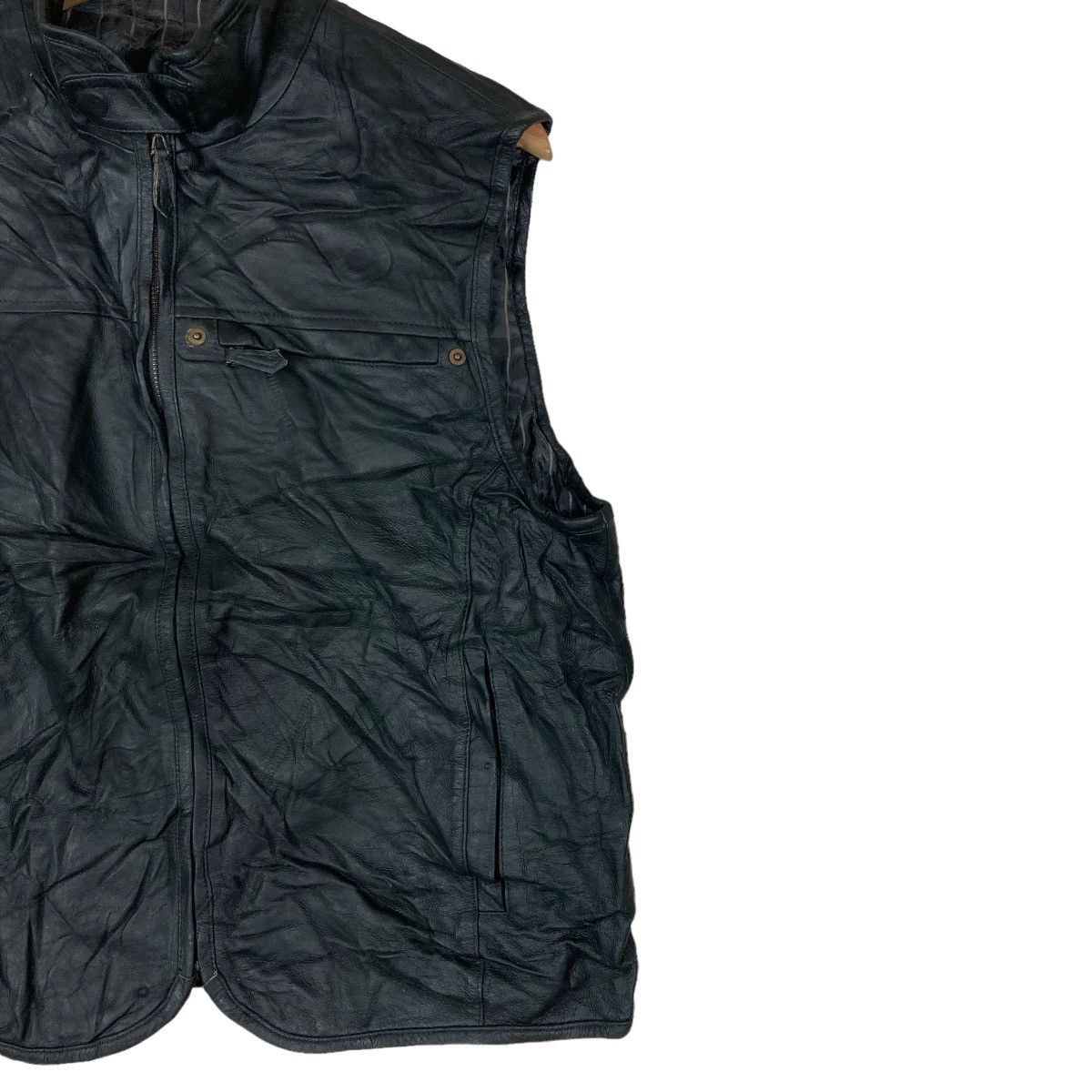 Vintage Vintage Dan Valentino Zipper Leather Vest Jacket Size US M / EU 48-50 / 2 - 3 Thumbnail