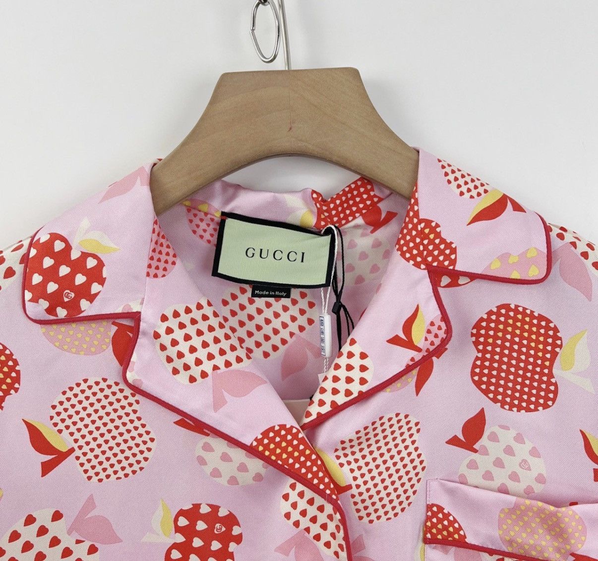 Gucci Gucci/Pink Heart Apple All-Over Print Long Sleeve Shirt K12 Size XS / US 0-2 / IT 36-38 - 4 Thumbnail