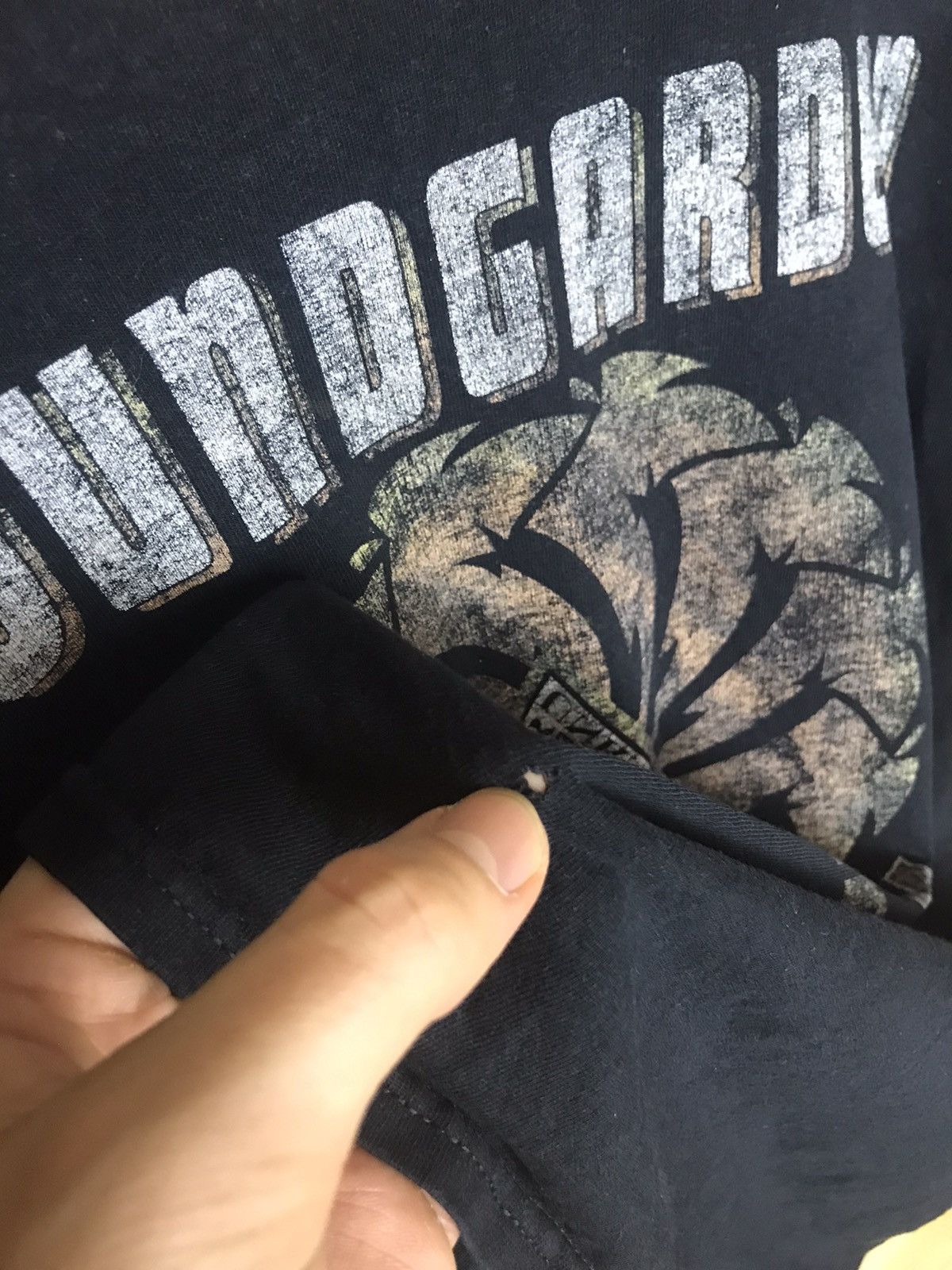 Band Tees Vintage Soundgarden Superunknown 1994 tour t-shirt Size US M / EU 48-50 / 2 - 7 Thumbnail