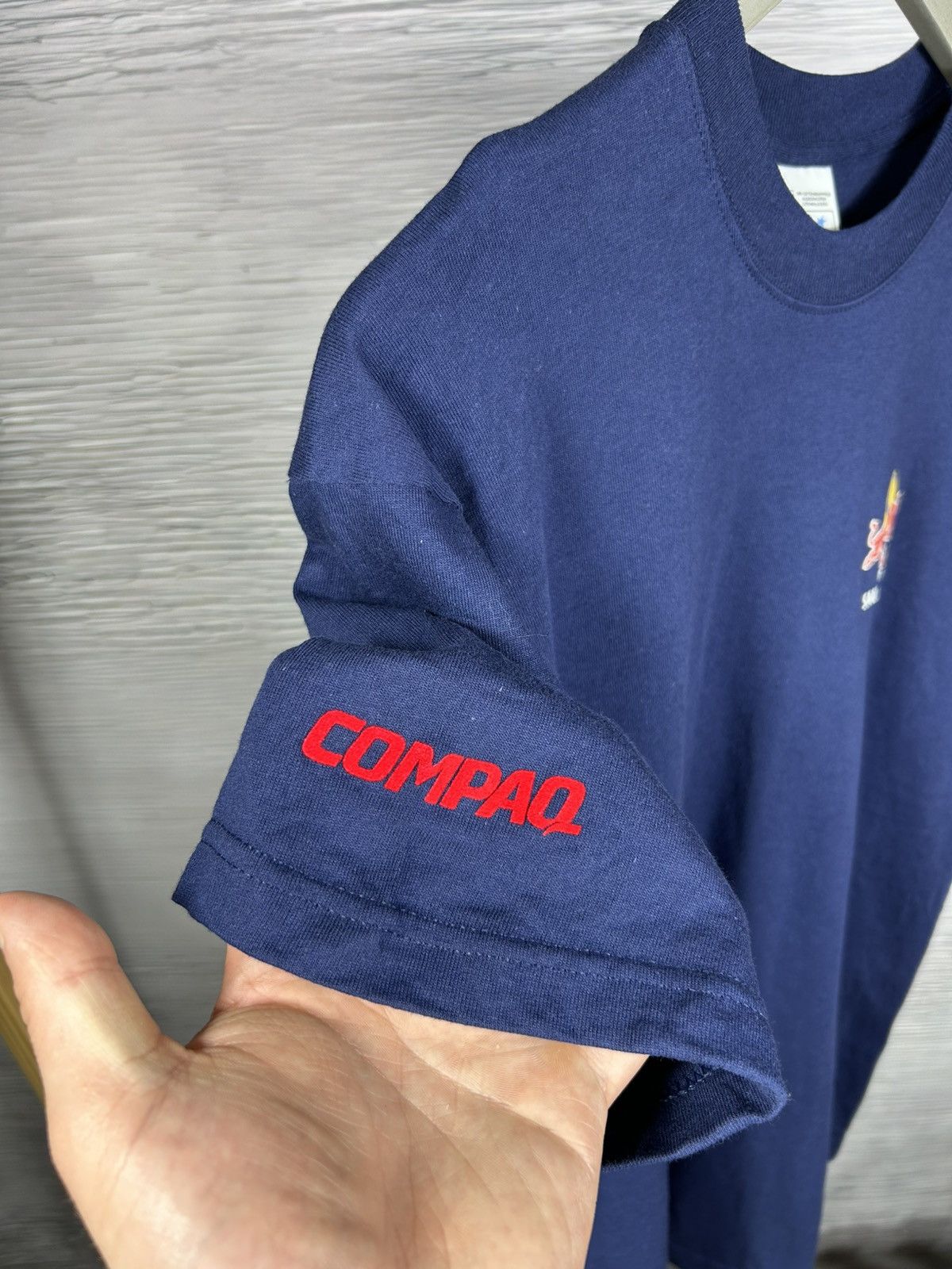 Red Bull Vintage Red Bull Sauber Petronas Racing Formula 1 T-Shirt M Size US M / EU 48-50 / 2 - 5 Thumbnail
