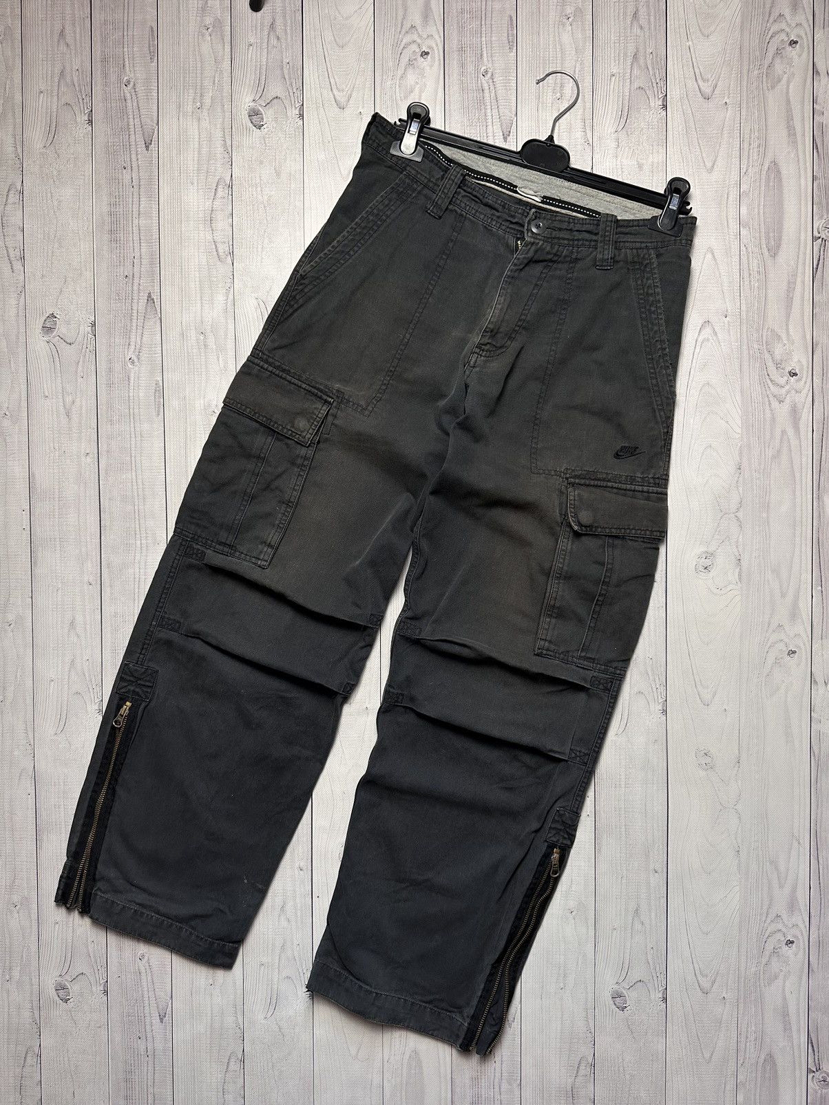 image of Nike Drill Cargo Pants Zip Size 30 Distressed in Black, Men's