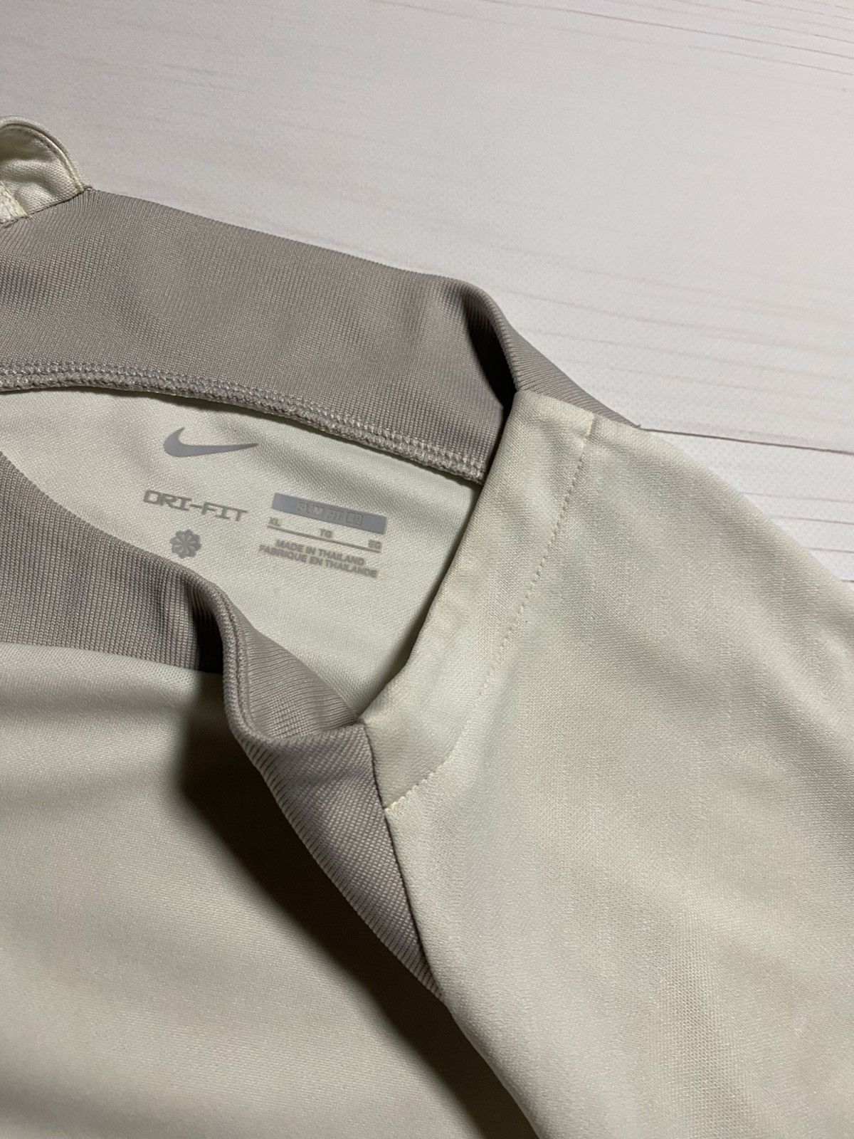 Nike Nike Tottenham Hotspur 2022/23 training soccer jersey Size US XL / EU 56 / 4 - 12 Thumbnail