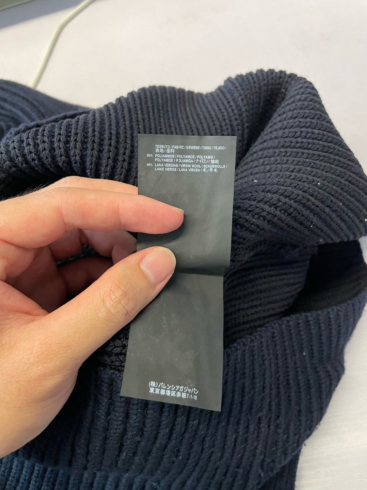 Balenciaga Balenciaga AW18 Button-Detail Sweater Size US M / EU 48-50 / 2 - 13 Thumbnail