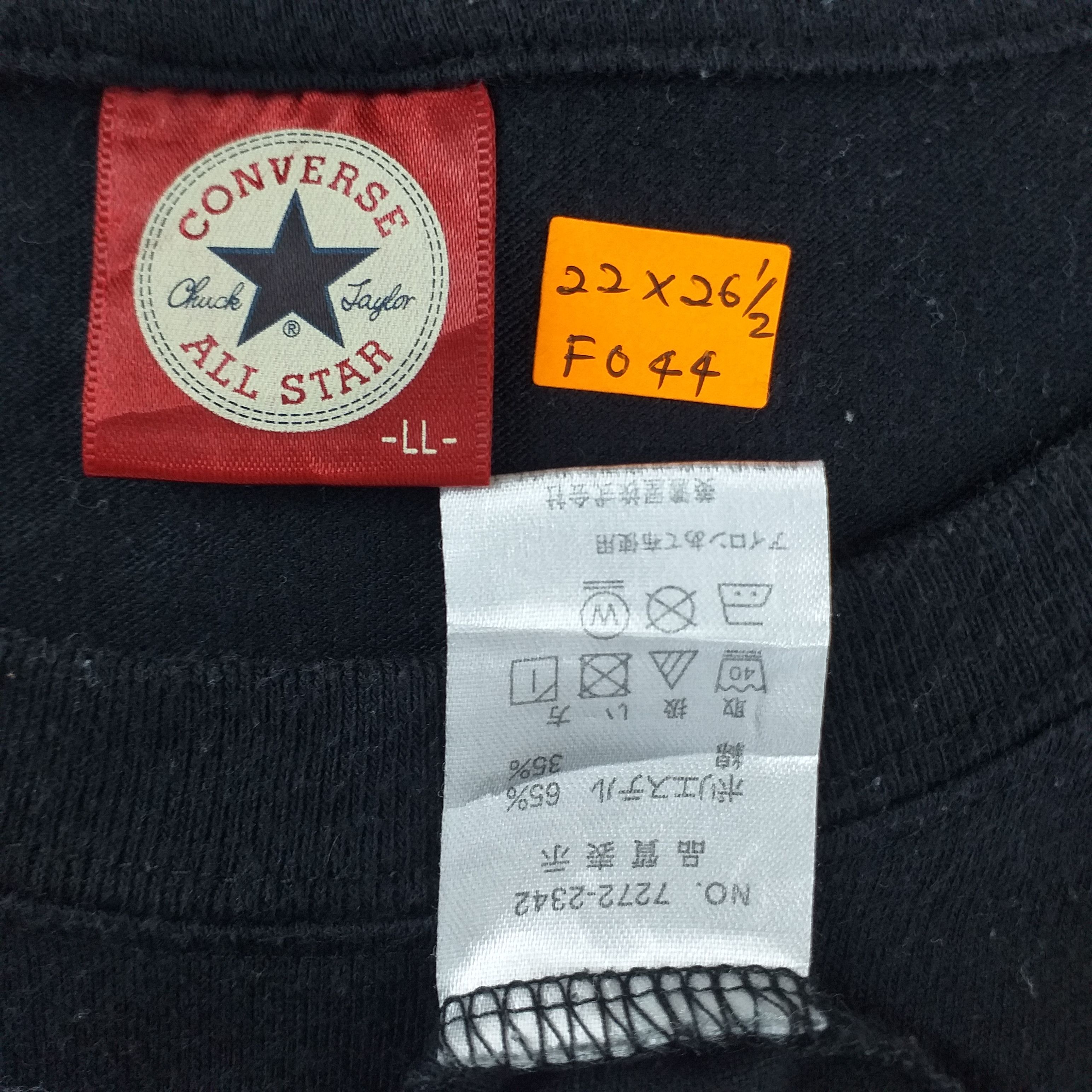 Converse Vintage Converse Chuck Taylor Large Tshirt -F044 Size US L / EU 52-54 / 3 - 4 Thumbnail