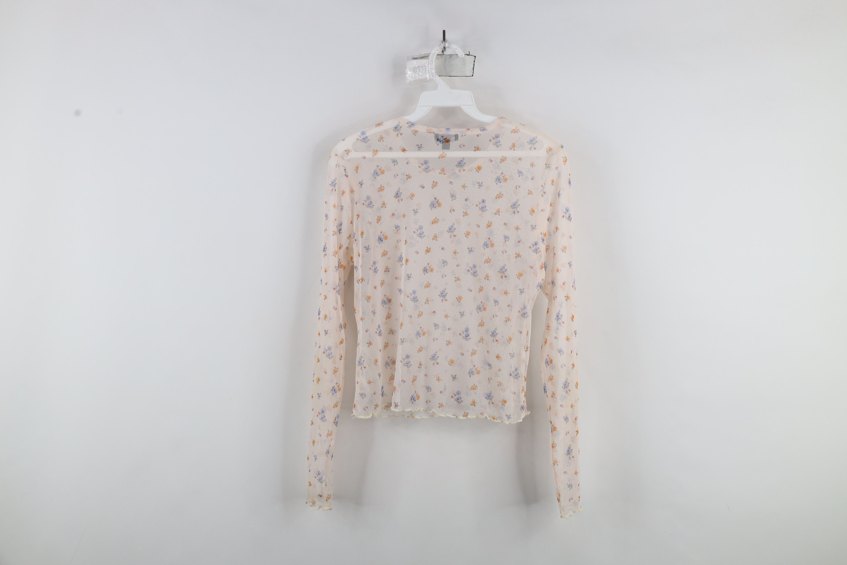 Vintage Vintage 90s Y2K Babydoll Flower Bella Cropped T-Shirt USA Size L / US 10 / IT 46 - 8 Thumbnail