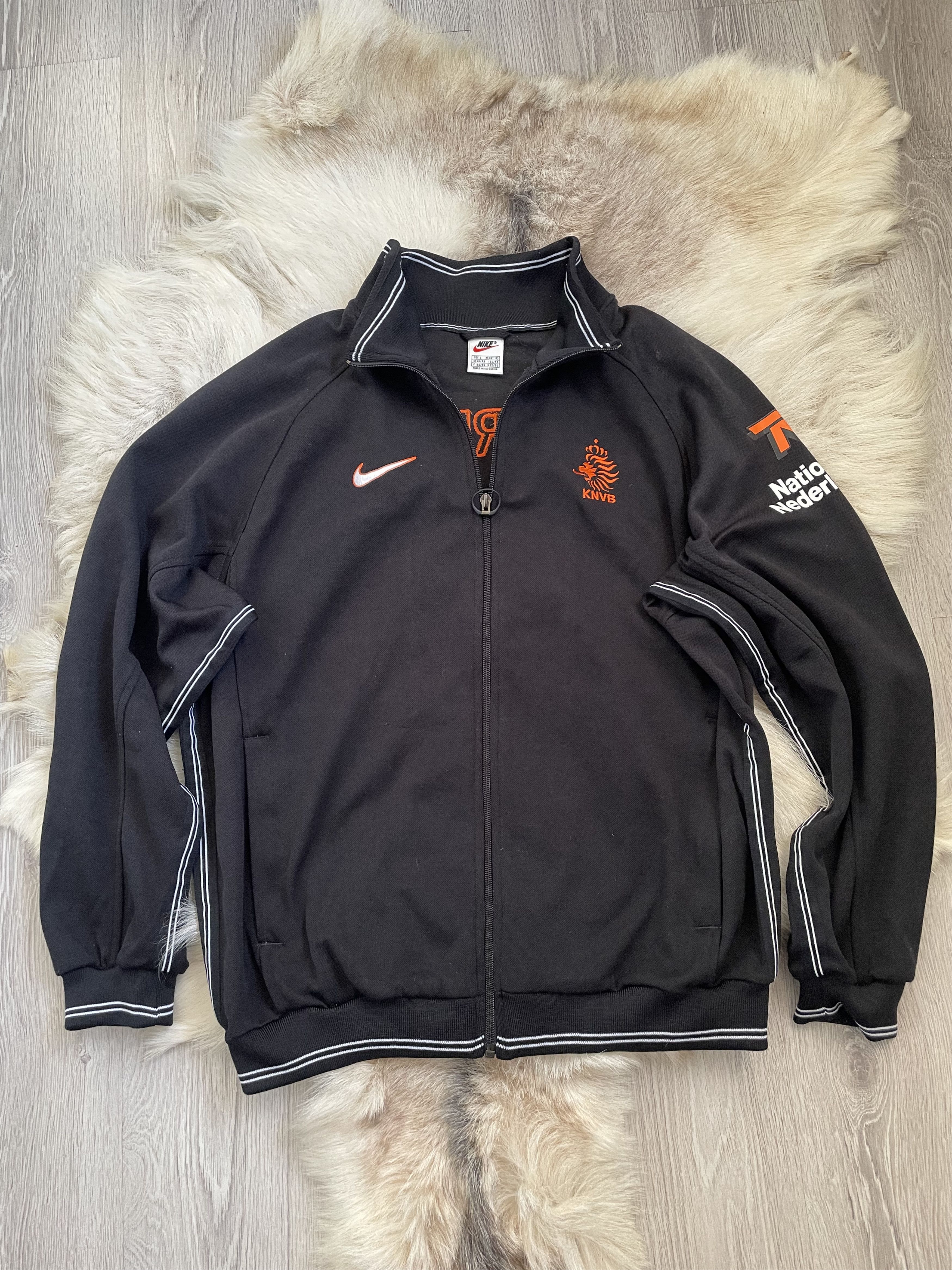 Nike 1999 Nike Netherlands Vintage Track Jacket Rare Size US L / EU 52-54 / 3 - 1 Thumbnail
