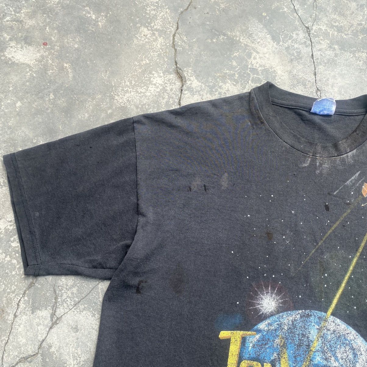 Band Tees Distressed Boxy 1998 VISION TOUR Transitions Lenses tee Size US XL / EU 56 / 4 - 7 Thumbnail