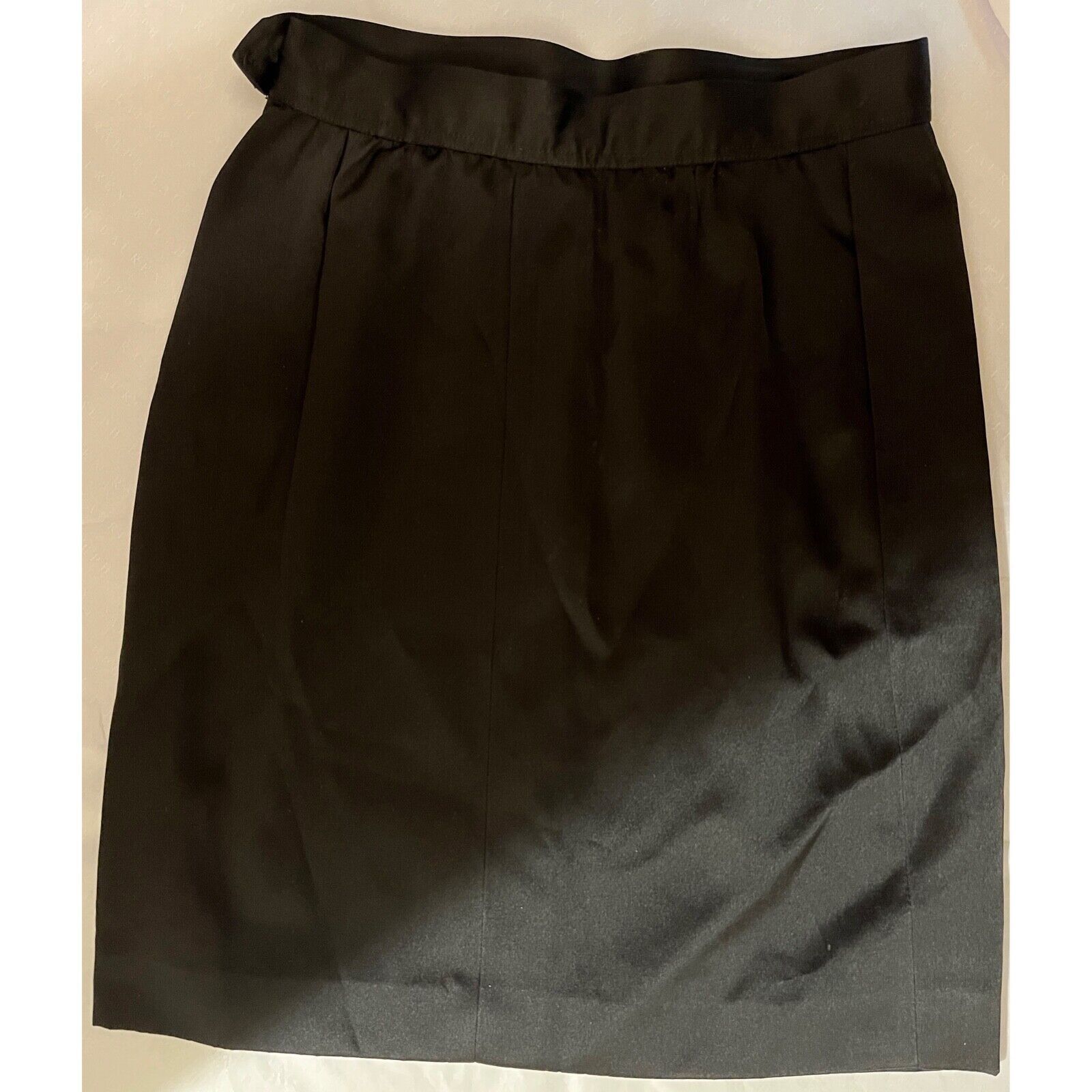 Saint Laurent Paris SAINT LAURENT RIVE GAUCHE BLACK SATIN SKIRT Sz: 42 Size 25" / US 0 / IT 36 - 4 Thumbnail