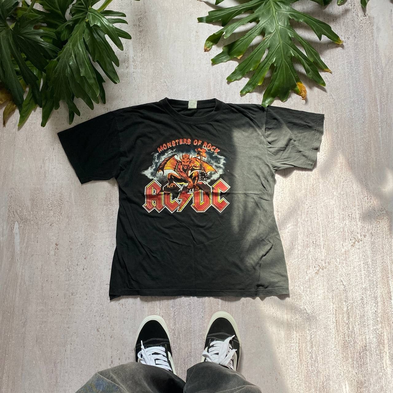 Band Tees VINTAGE 90S AC/DC AMAZING FADED THRASHED BOXY TOUR T SHIRT Size US M / EU 48-50 / 2 - 1 Thumbnail