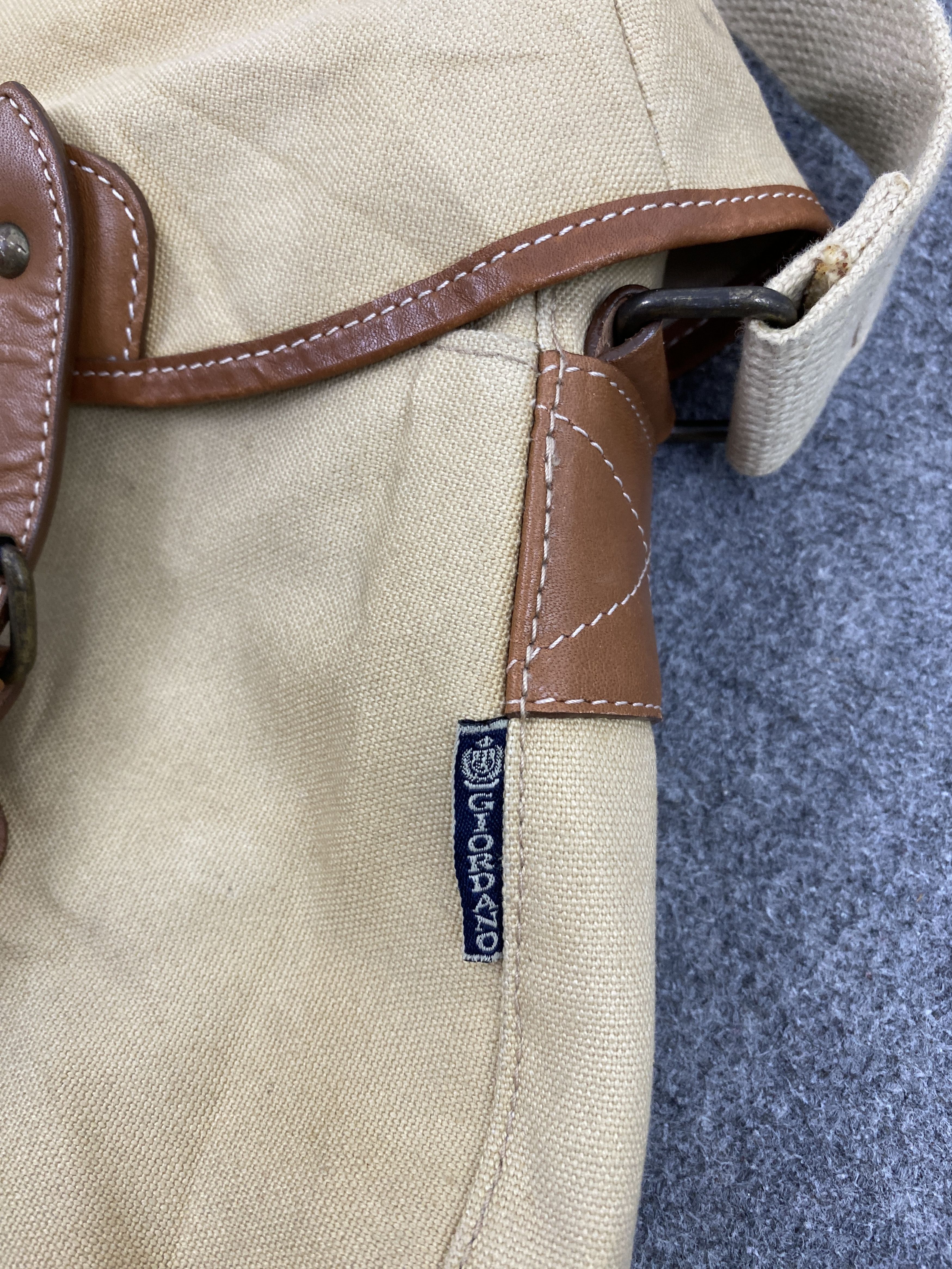 Giordano Vintage Giordano Canvas Leather Sling Bag BG0116 Size ONE SIZE - 6 Thumbnail