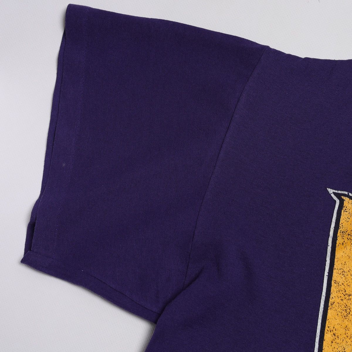 NBA Vintage Los Angeles Lakers Purple Tee NBA 90s Size US XL / EU 56 / 4 - 10 Thumbnail