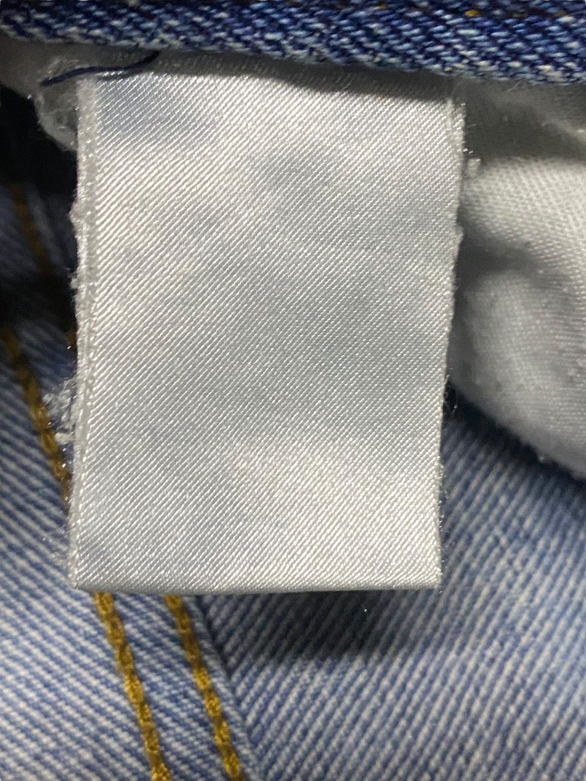 Japanese Brand Vintage Japanese Brand Bleach Distressed Loose Jeans Size US 31 - 17 Thumbnail
