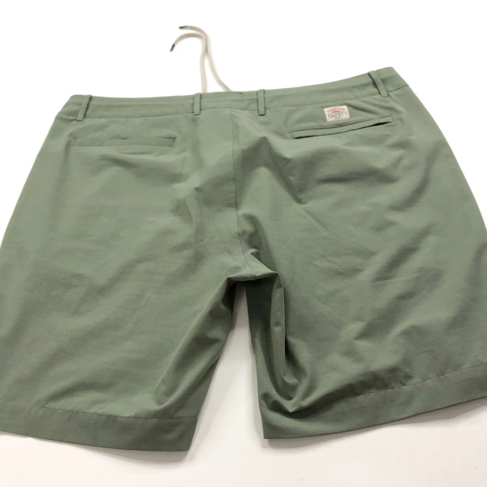 Faherty Faherty All Day Shorts 42 Stretch Flat Front Chino Green MSC0012 Men's 90s American Casual Belt Loops Zip Regular Mid Rise Knit Polyester Spandex Size US 42 / EU 58 - 6 Thumbnail