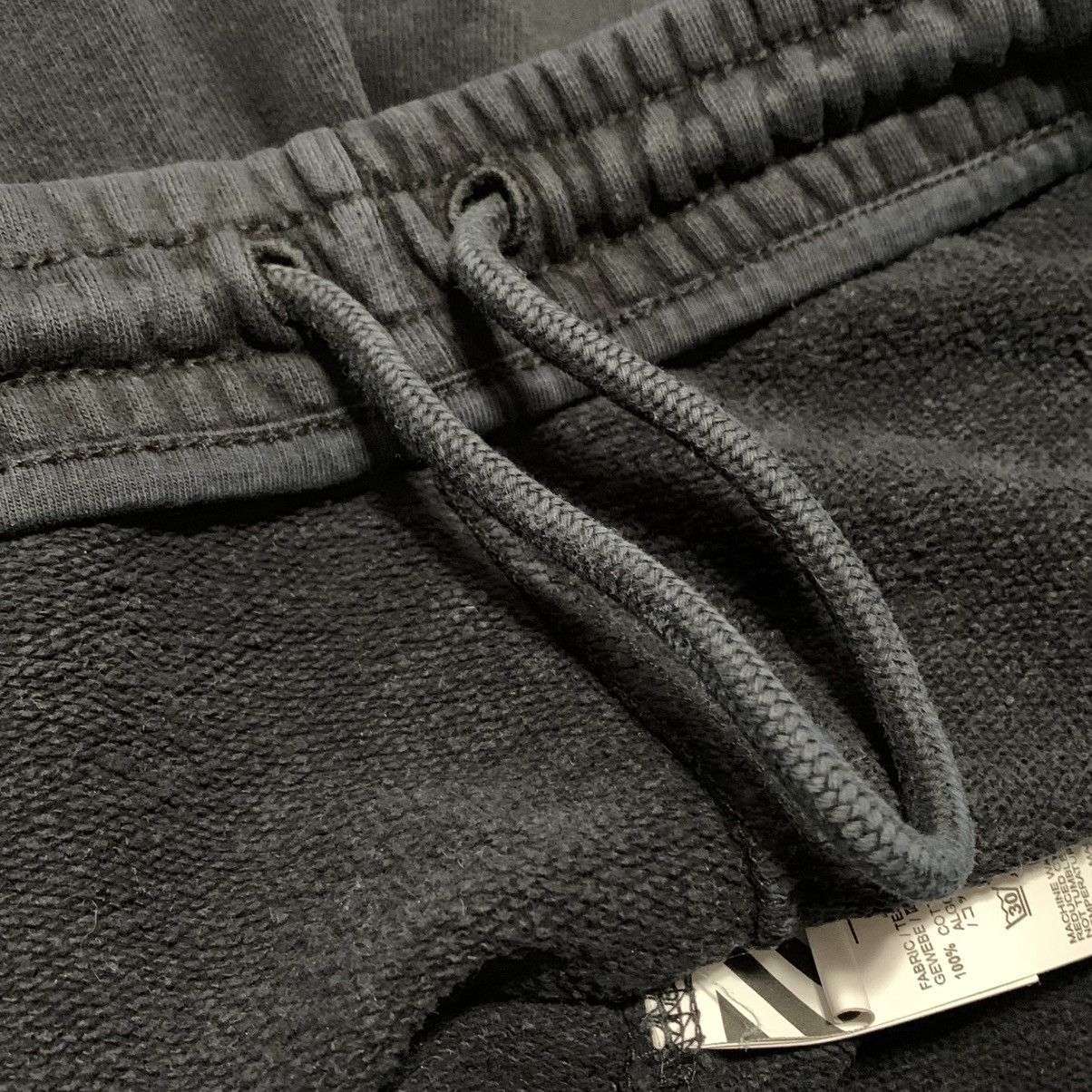 Off-White Off White Large Shorts Waterfall Arrows Black Bottoms Virgil Size US 34 / EU 50 - 10 Thumbnail