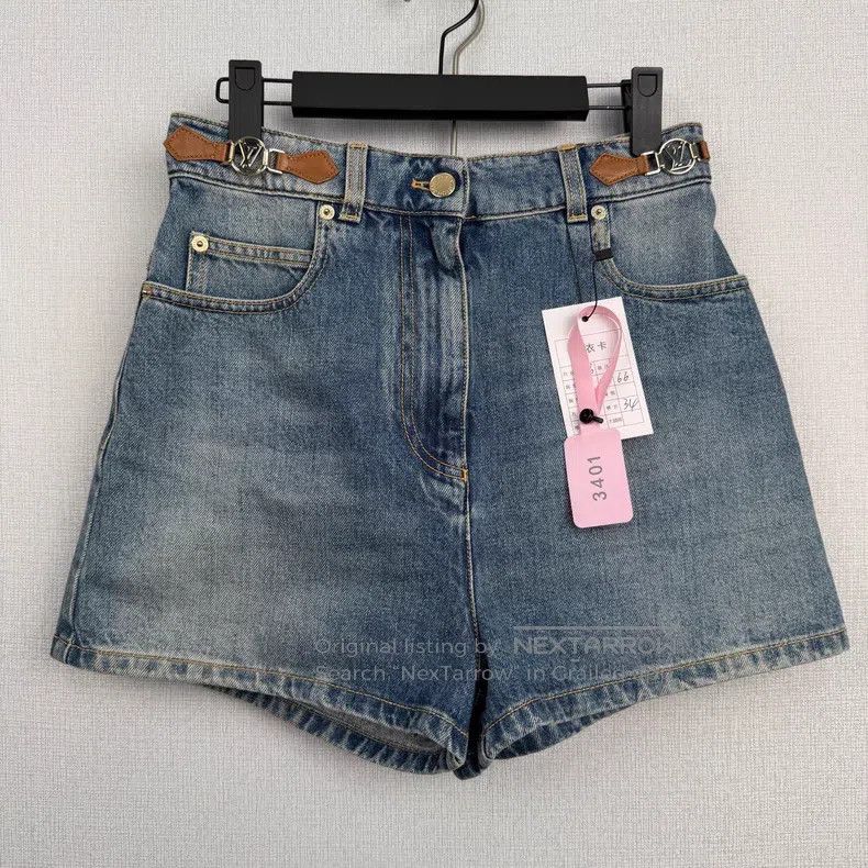 Louis Vuitton Louis Vuitton Denim shorts Size 35" - 1 Thumbnail