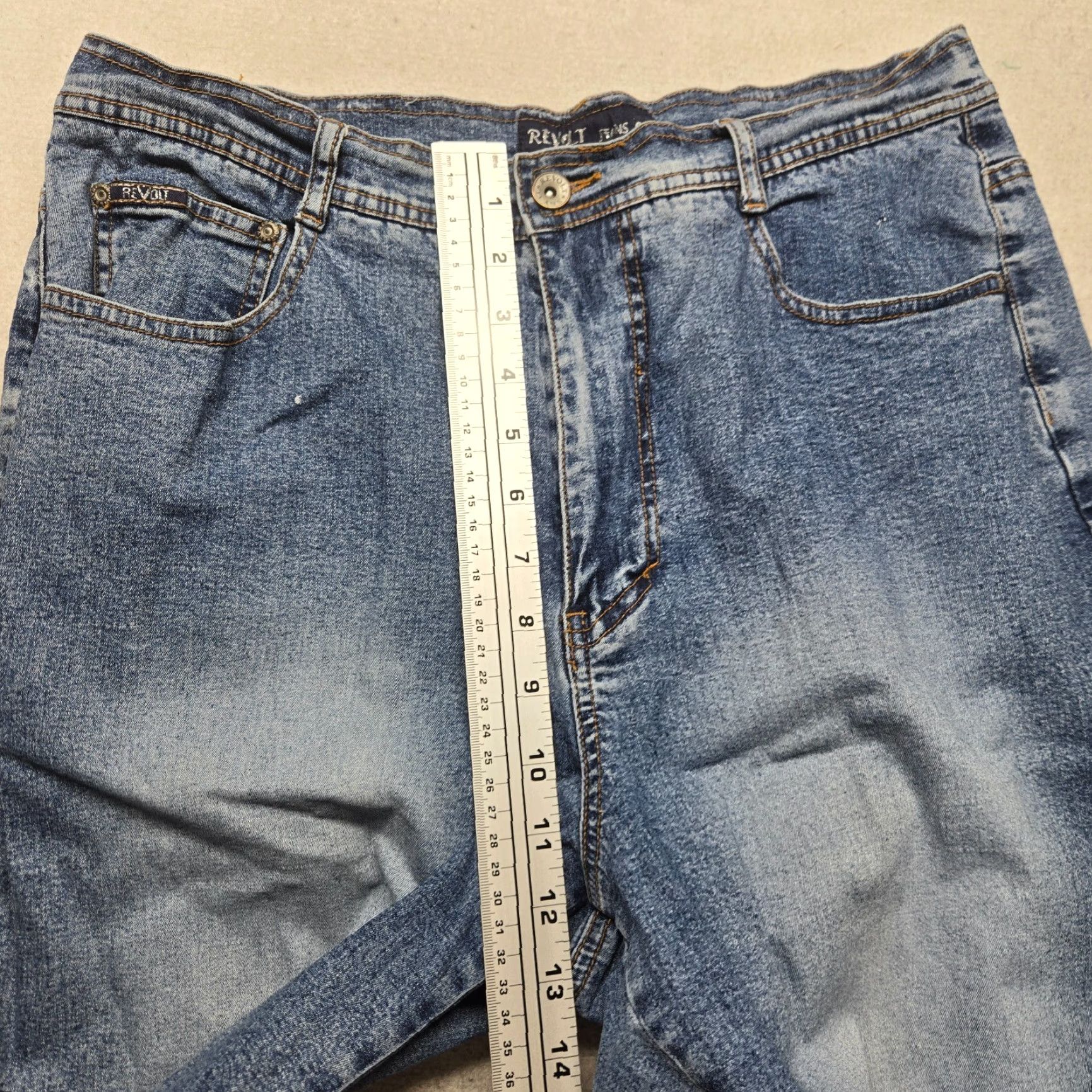 CO Revolt Jean Co Blue Denim Capri Jeans 16 Women Pockets Zipper Fly Button Regular Cotton Spandex Boyfriend Style Size 38" / US 16 / IT 52 - 5 Thumbnail