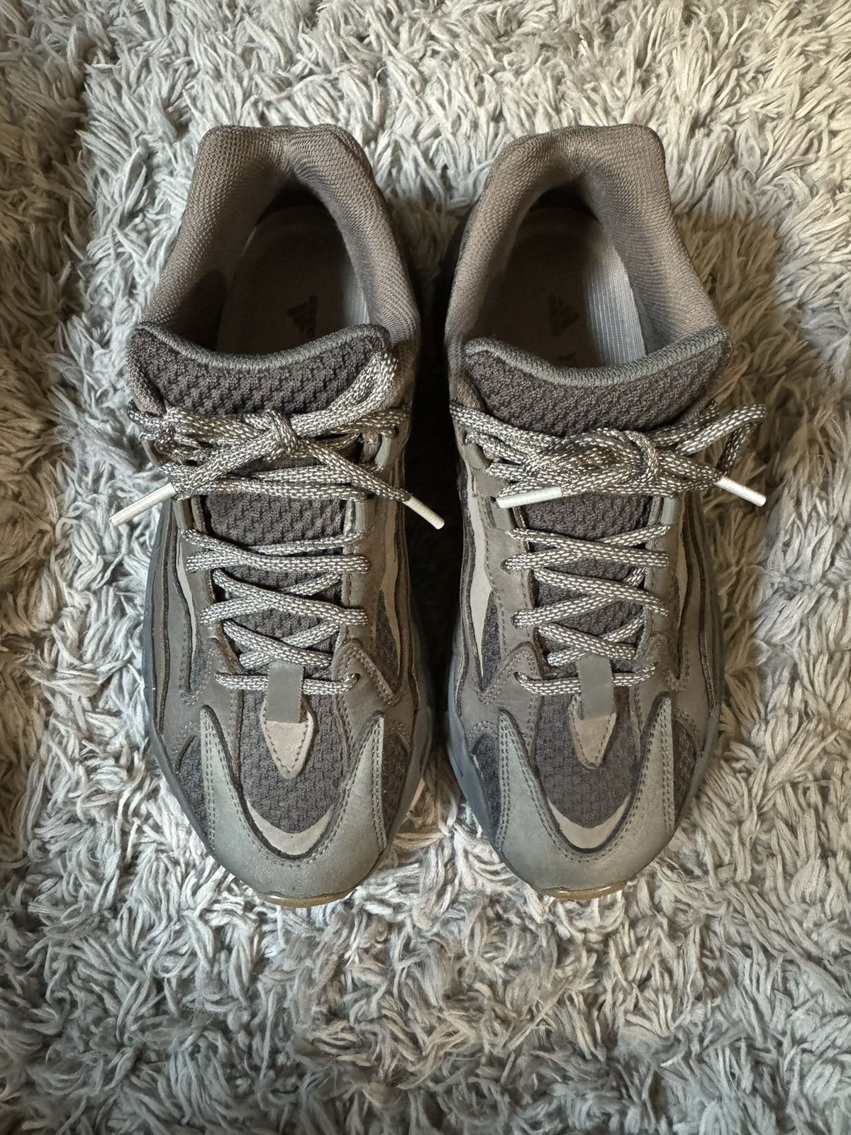Adidas × Kanye West × Yeezy Adidas Yeezy Boost 700 V2 Geode Size US 9.5 / EU 42-43 - 2 Thumbnail