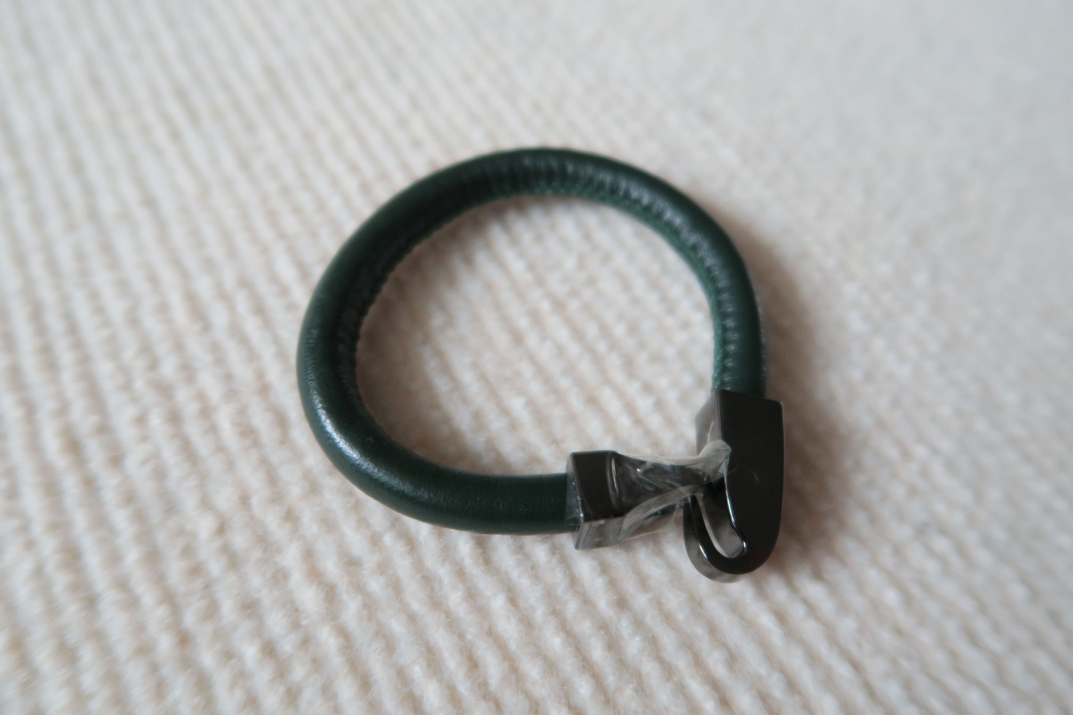 agnes b. Agnes b Unisex Hook Clasp Leather Bracelet Size ONE SIZE - 3 Thumbnail