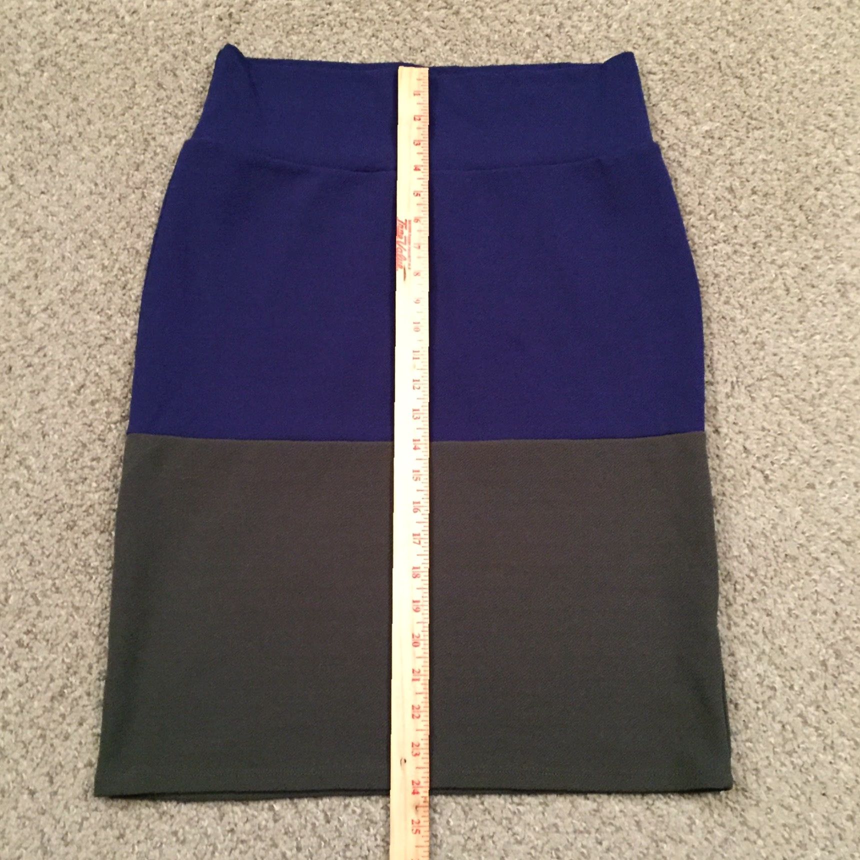 Vintage LuLaRoe Cassie Skirt Large Blue Gray Knee Length Unlined Pull On Regular Size Women Knit Polyester Spandex Size 36" / US 14 / IT 50 - 4 Thumbnail