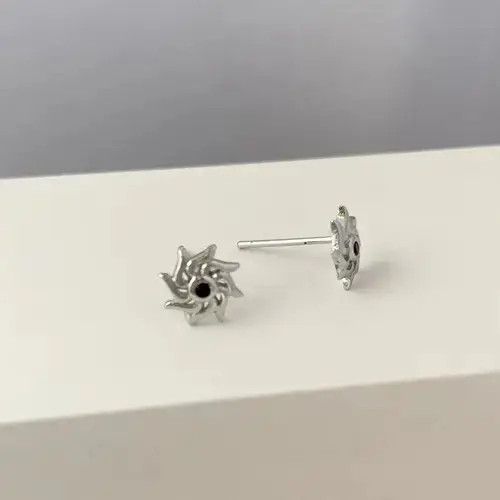 Designer × Jewelry 925 Silver Plated Sun Stud Earrings for Men Women Size ONE SIZE - 3 Thumbnail