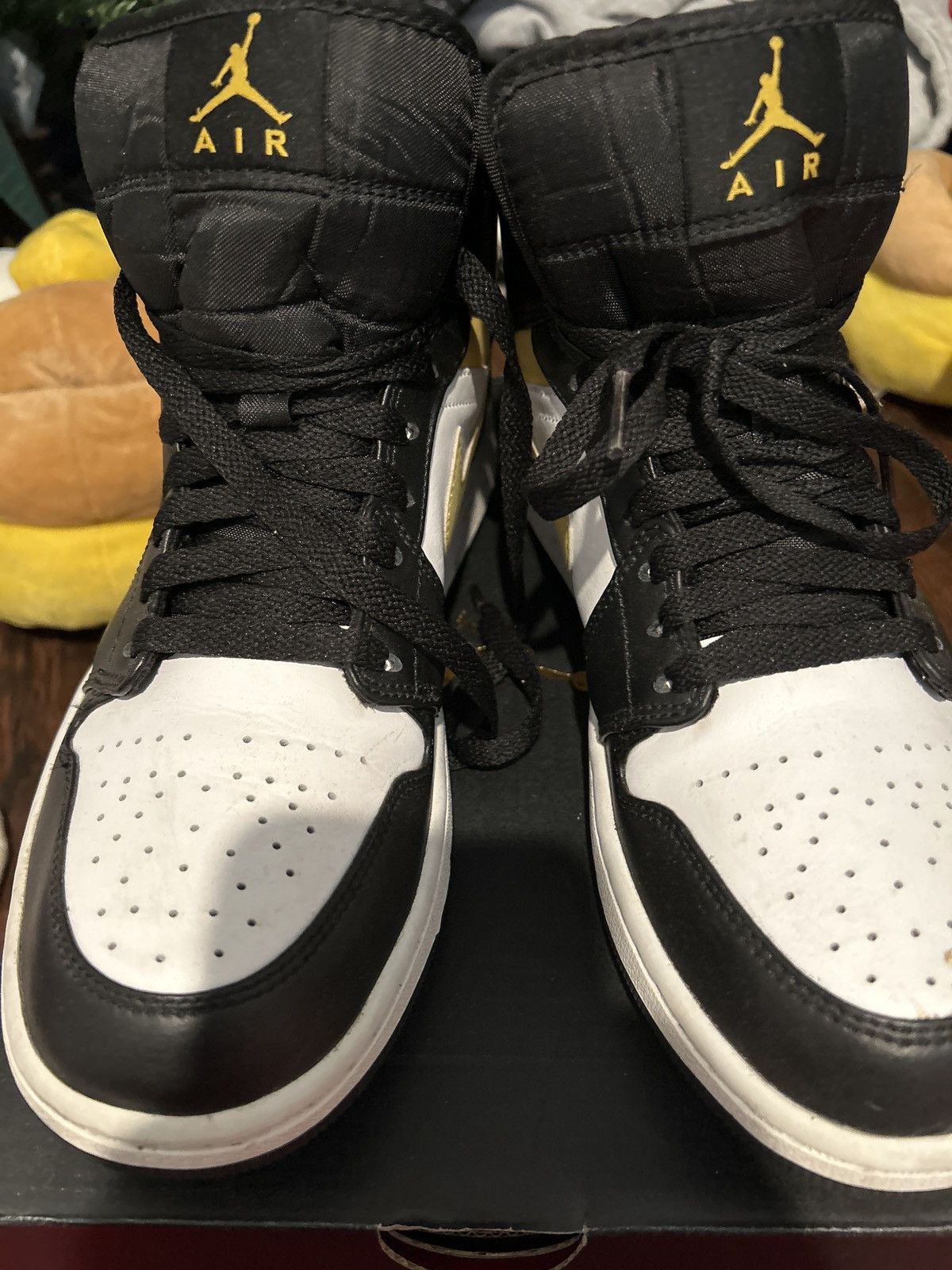 Jordan Brand air jordan w mid white pollen black Size US 8.5 / EU 41-42 - 7 Thumbnail