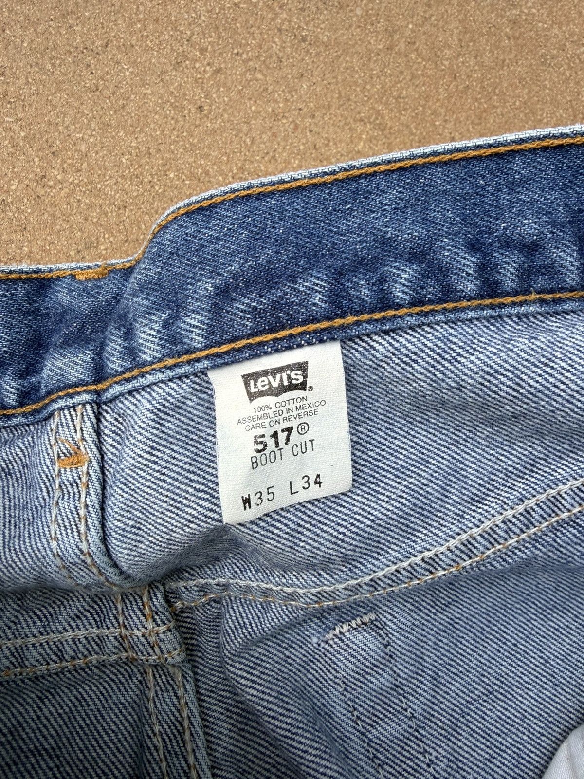 Levi's Vintage 00’s Levi’s 517 Red Tab Bootcut Flare Jeans 33x32 Size US 33 - 6 Thumbnail