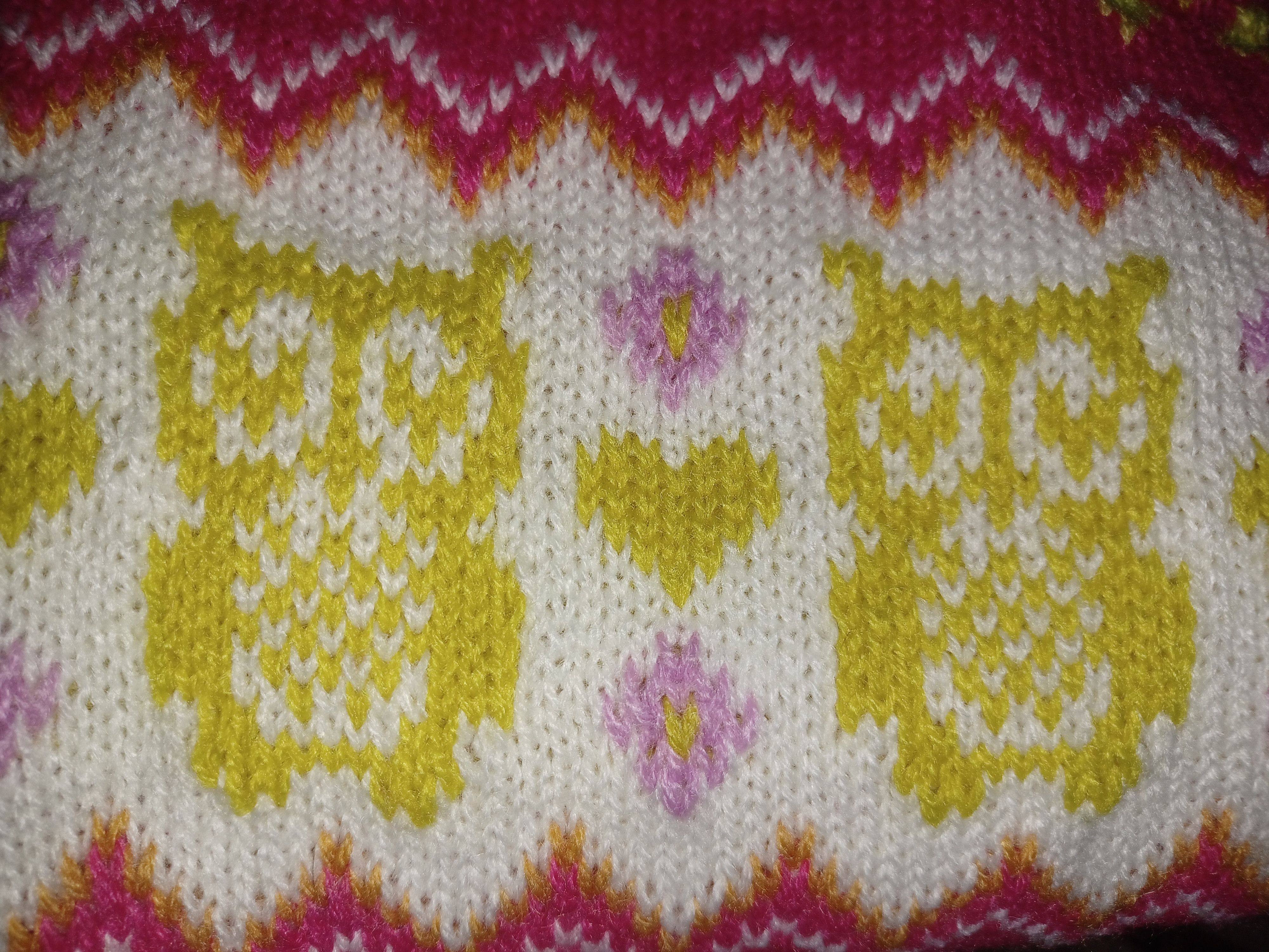 Arizona Jean Co. Arizona Winter Scarf with Pom Poms Xtra Long Pink Size ONE SIZE - 5 Thumbnail