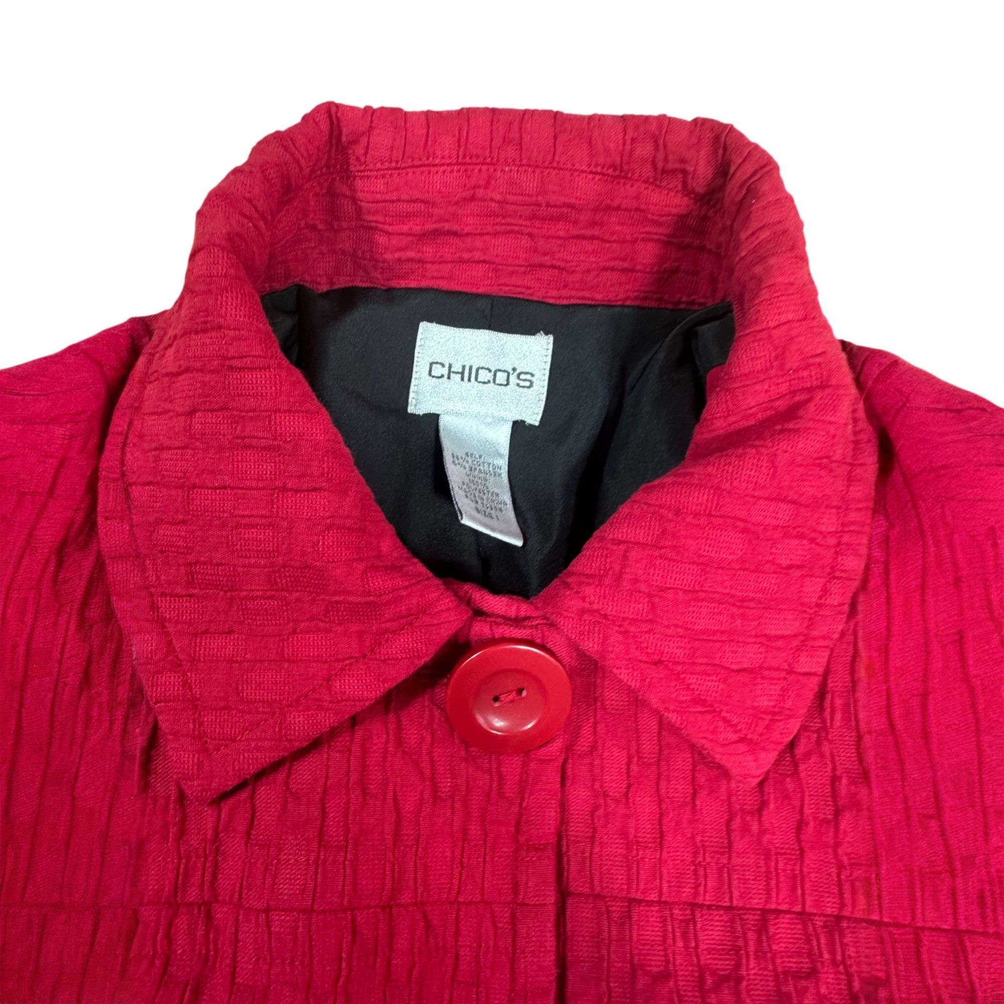 Chicos Chico’s Red Quilted Crop Blazer Jacket Size 1 Small Lined Bu Size S / US 4 / IT 40 - 3 Thumbnail