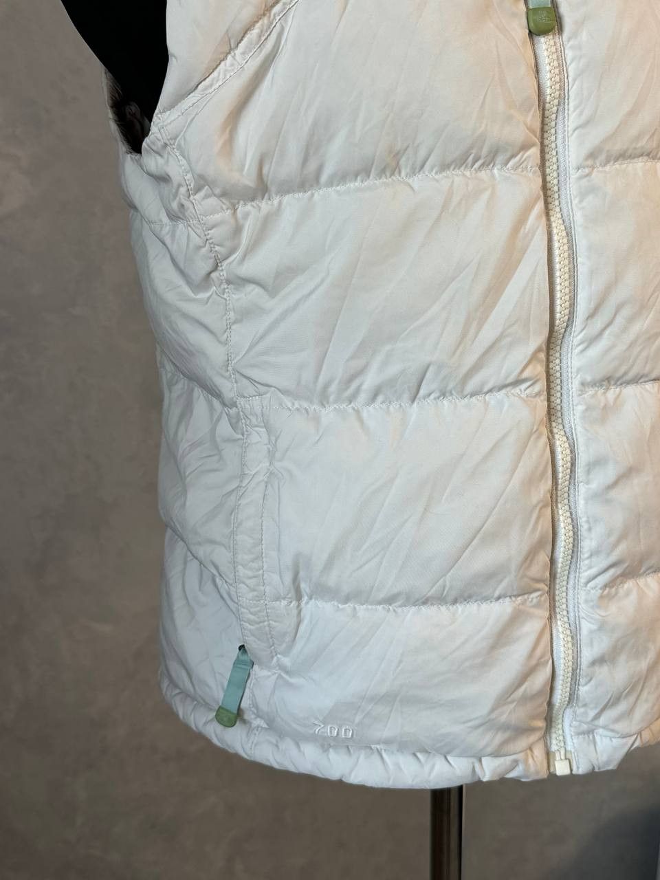 The North Face Vintage The North Face Puffer Vest 700 White Size S Size S / US 4 / IT 40 - 9 Thumbnail