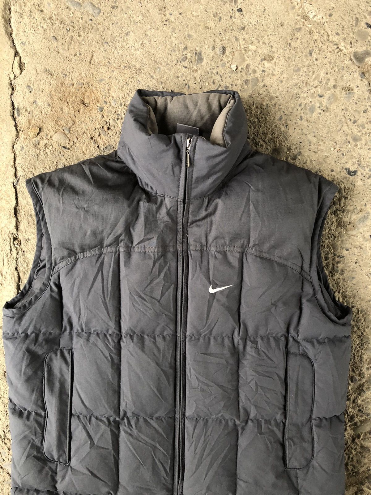 Nike × Vintage Y2k Vintage Nike Grey Vest Swoosh Logo Puffer Size US S / EU 44-46 / 1 - 2 Thumbnail