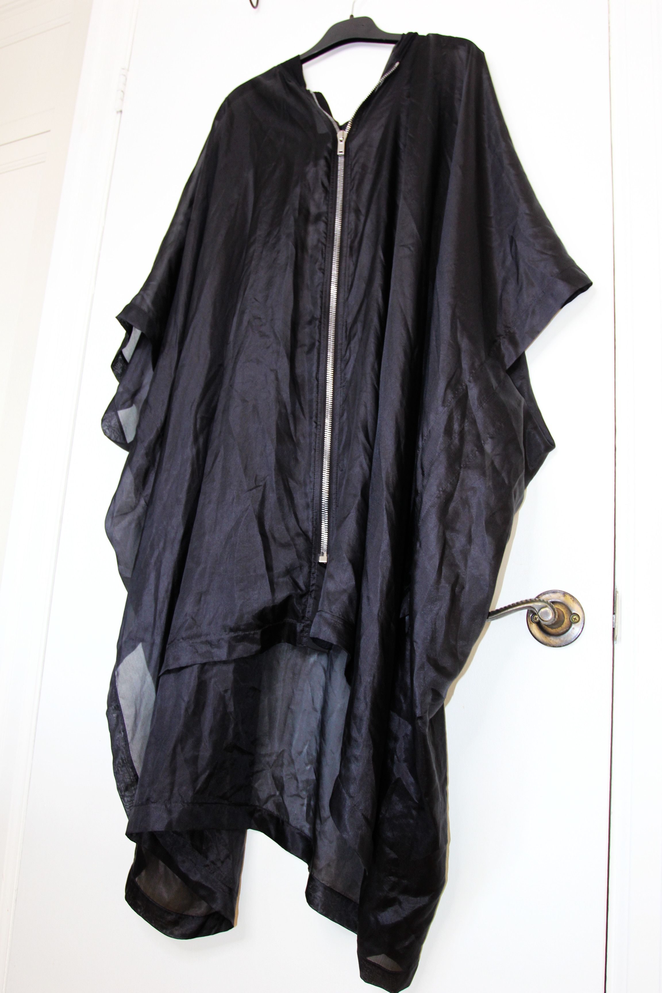 Rick Owens BNWT SS24 RICK OWENS "LIDO" SL PONCHO FLIGHT JACKET UNI Size US M / EU 48-50 / 2 - 3 Thumbnail