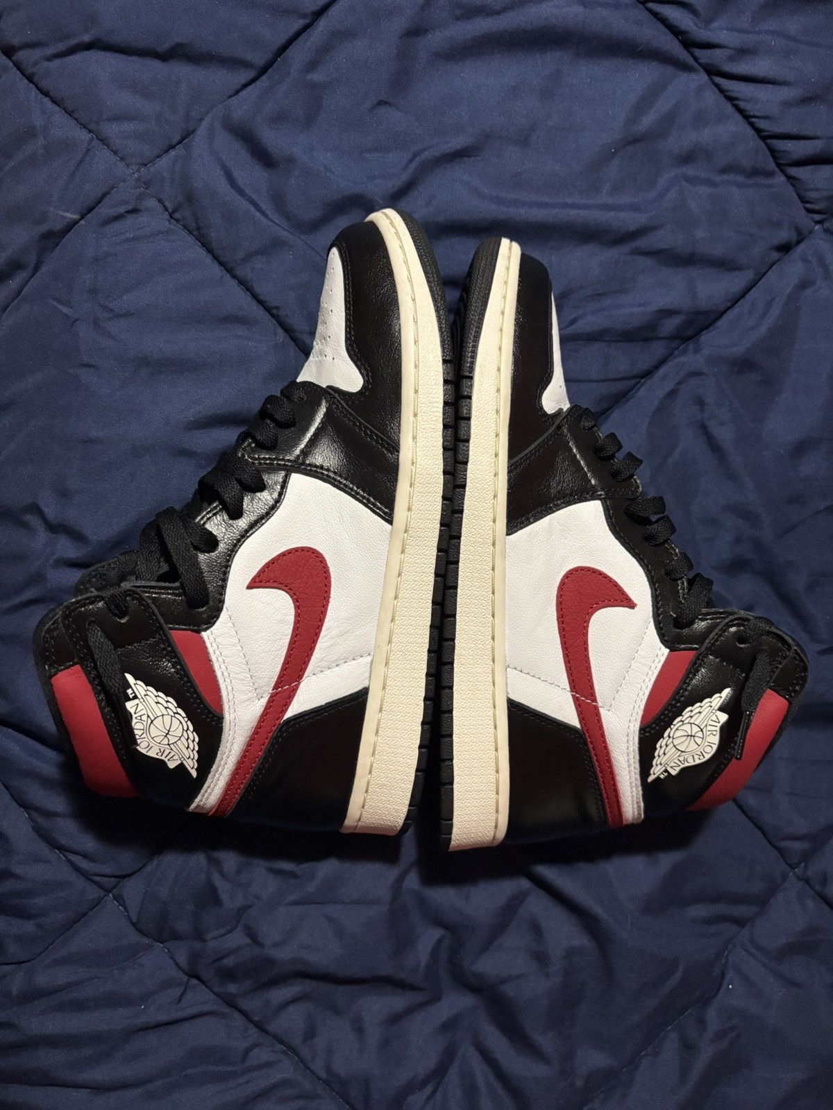 Jordan Brand Jordan 1 retro OG Gym Reds Size US 9 / EU 42 - 2 Thumbnail