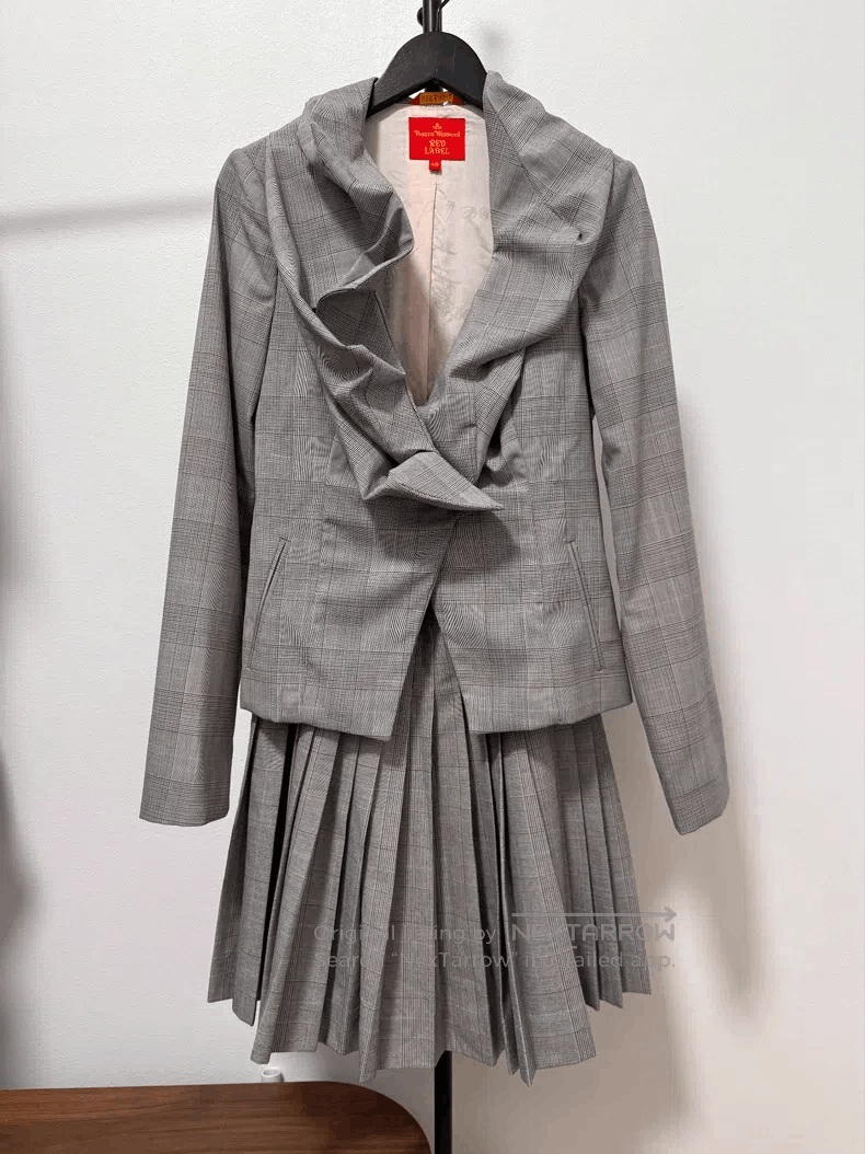 Vivienne Westwood Vivienne Westwood Vintage 3D Bud Collar Suit Jacket, Pleat Size S / US 4 / IT 40 - 1 Thumbnail
