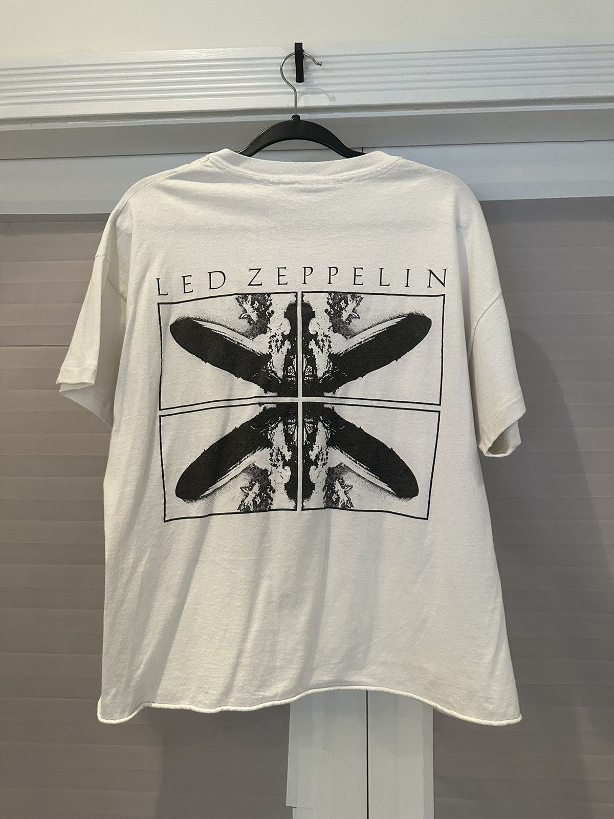 Vintage Led Zeppelin Vintage Band Tshirt Size US M / EU 48-50 / 2 - 2 Thumbnail