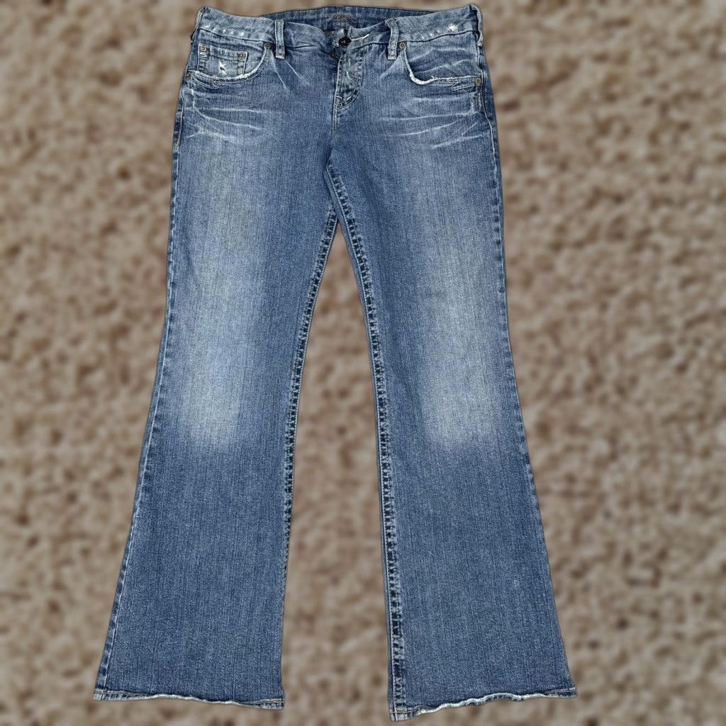 Silver Jeans Co. Silver Jeans Co Jeans 32x32 Blue Bootcut Distressed Denim Flare Mid Womens Size 24" / US 00 / IT 34 - 1 Thumbnail