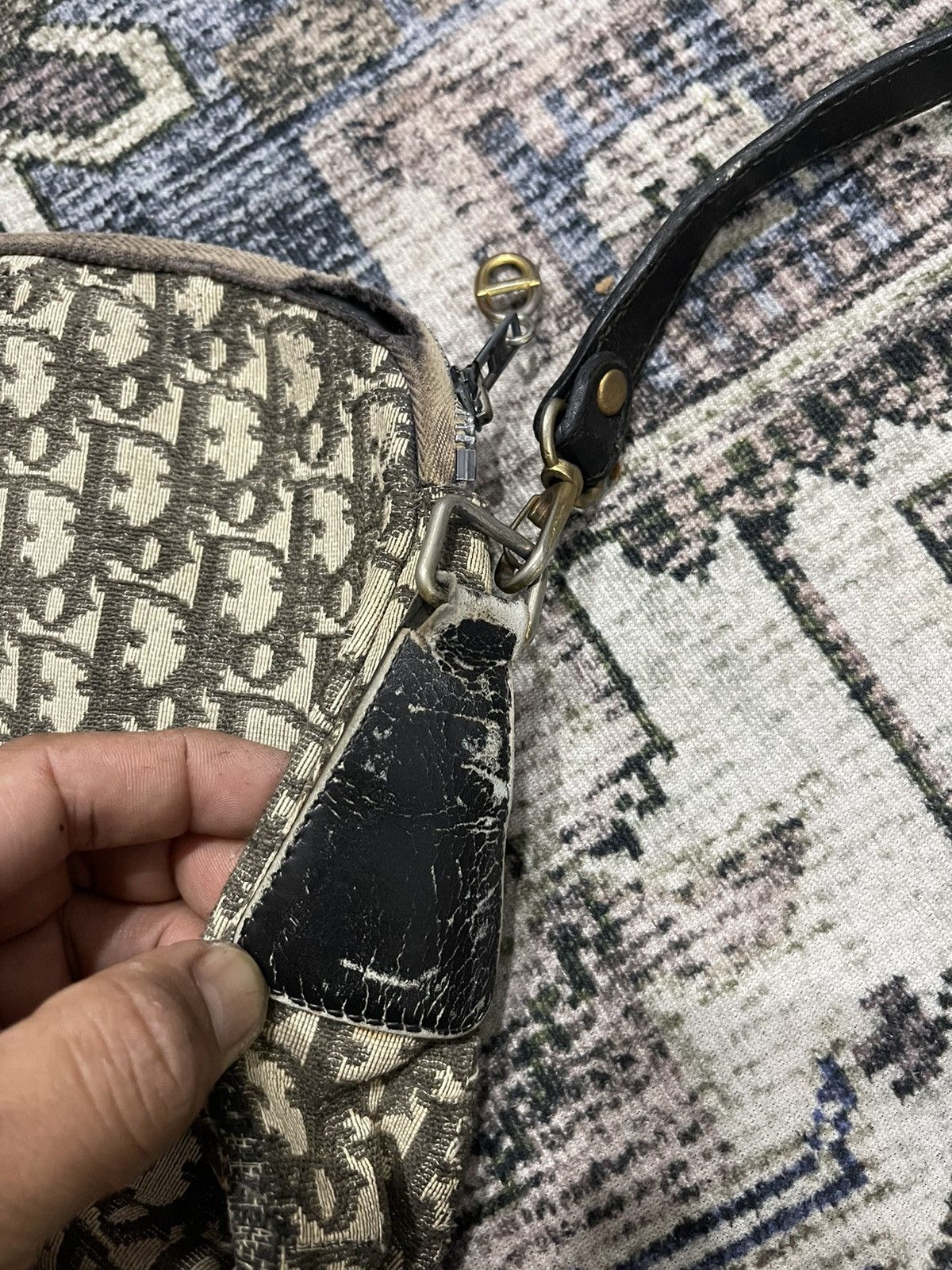 Christian Dior Monsieur × Vintage Vintage 80s Christian Dior Monogram Distressed Sling Bag Size ONE SIZE - 10 Thumbnail