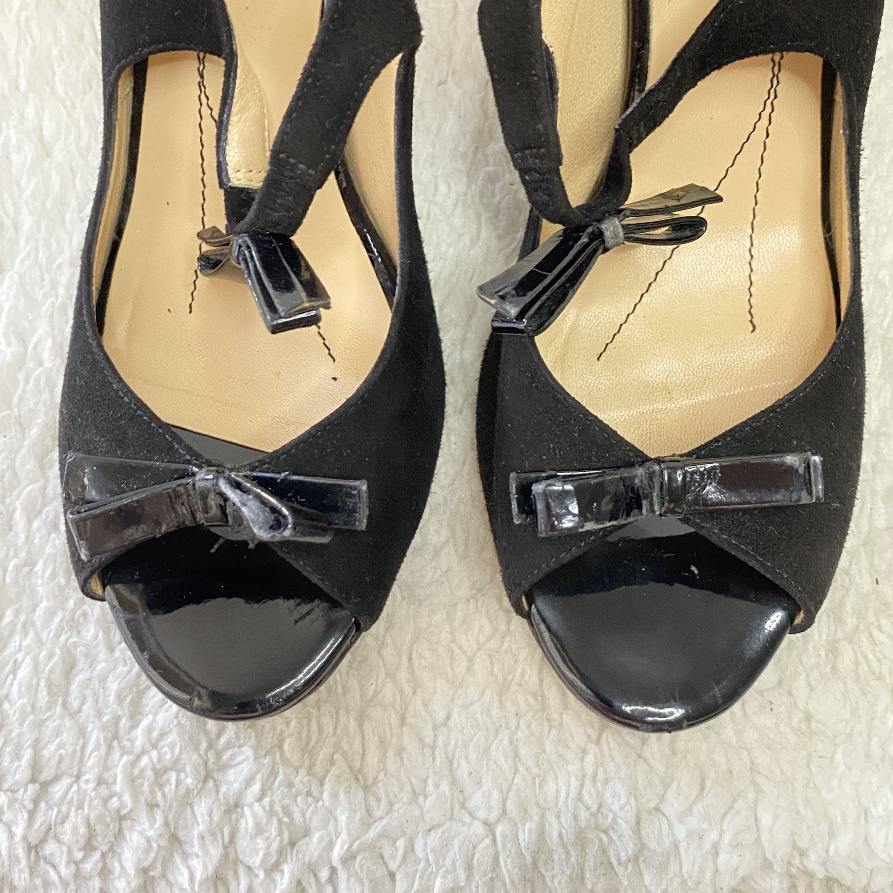 Kate Spade Kate Spade Black Suede Patent Leather Peep Toe Bow Pumps Size US 7.5 / IT 37.5 - 10 Thumbnail