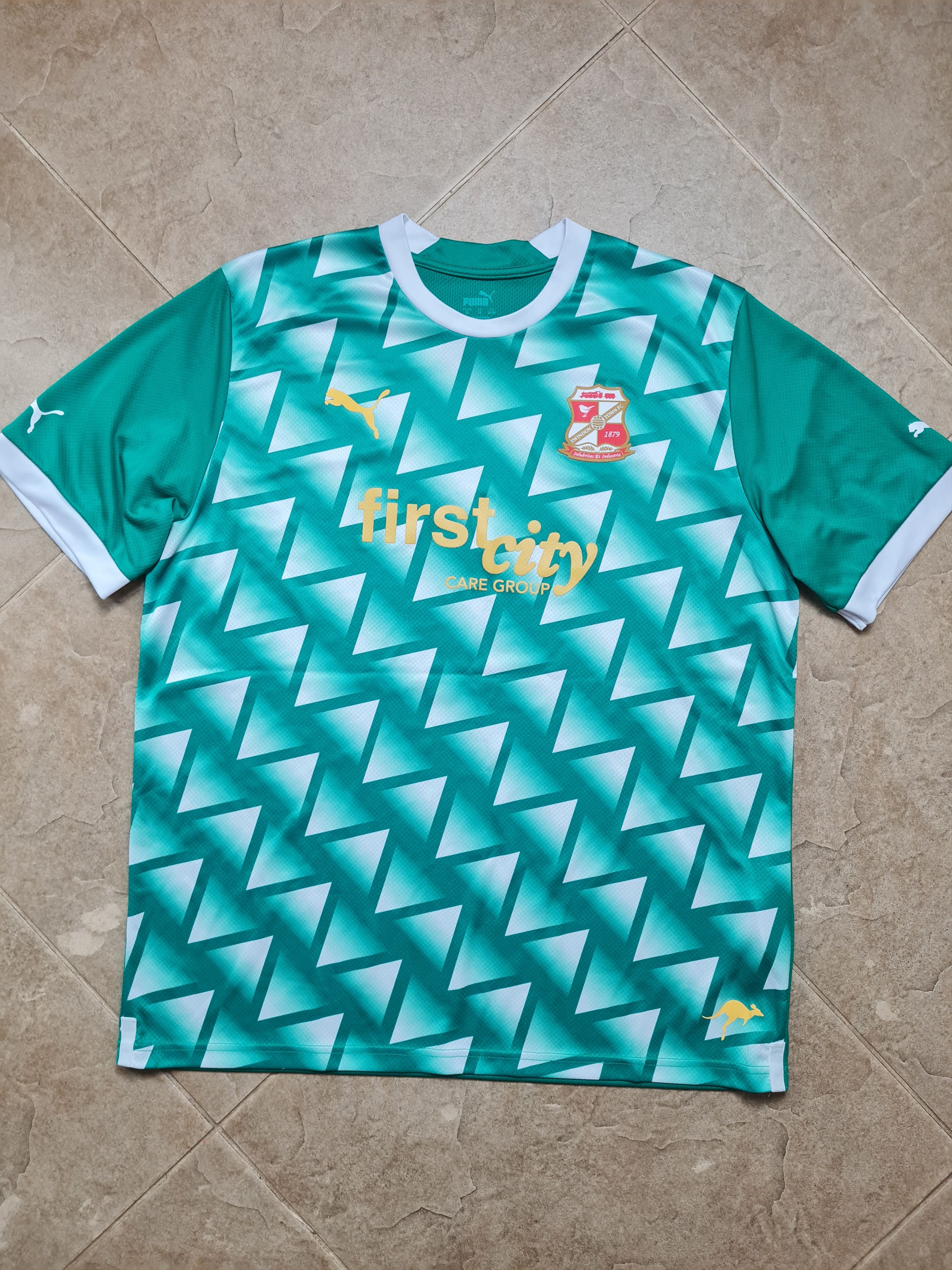 Puma Swindon Town 2022-23 Third Football Shirt Puma Retro Green Size US XL / EU 56 / 4 - 4 Thumbnail