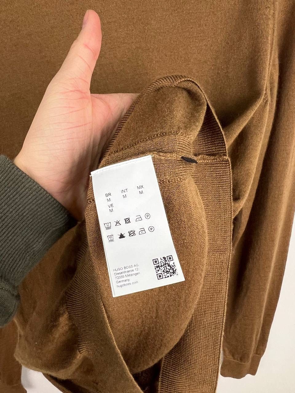 Hugo Boss Hugo Boss luxury wool sweaters size M Size US M / EU 48-50 / 2 - 5 Thumbnail