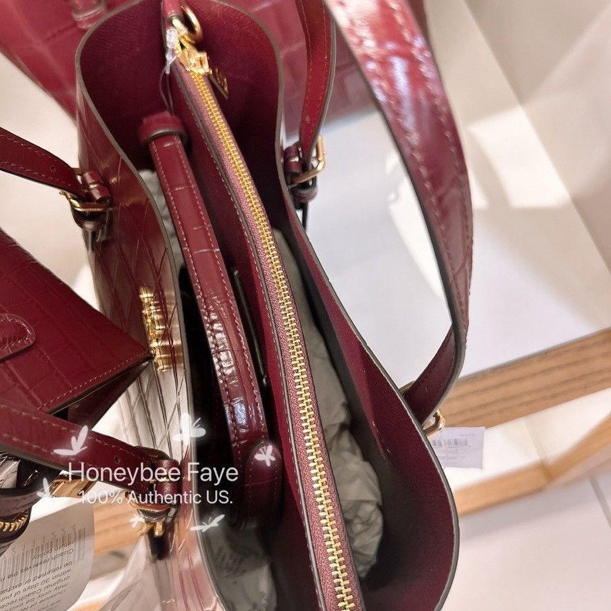 Coach NWT Coach Mollie Tote Bag 25 CW017 Size ONE SIZE - 4 Thumbnail
