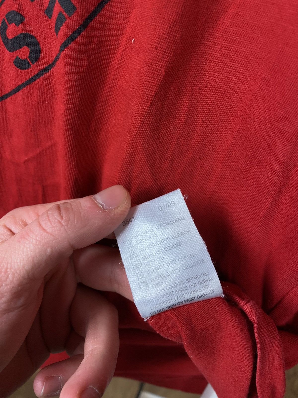 Levi's 📌Vintage 90s T-Shirt Levi’s Heroes Ordinary Red Tab VTG Tee📌 Size US L / EU 52-54 / 3 - 15 Thumbnail