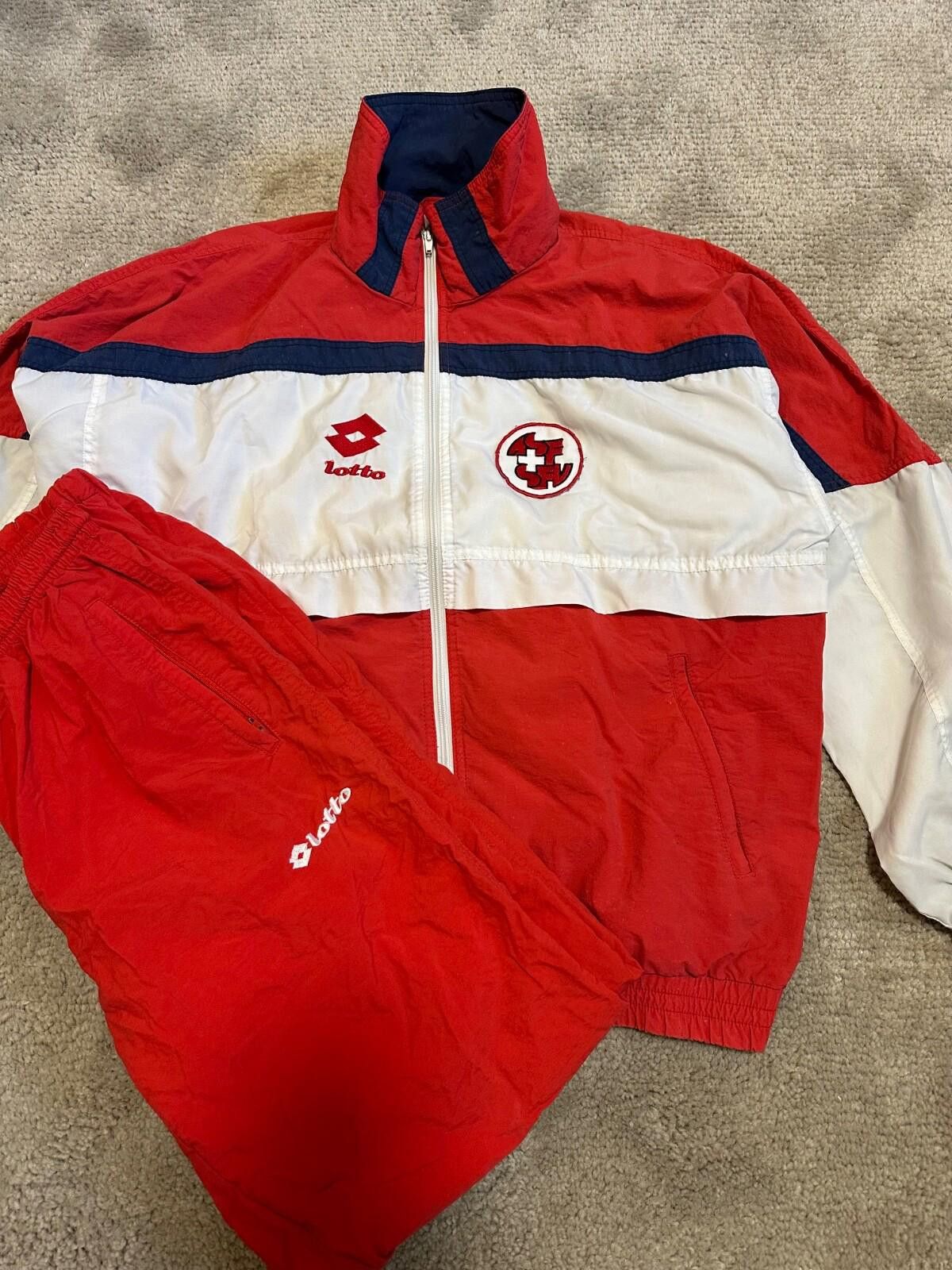 Lotto Sport SWITZERLAND 90s HOME FOOTBALL SOCCER TRACK SUIT LOTTO sz L Size US L / EU 52-54 / 3 - 3 Thumbnail