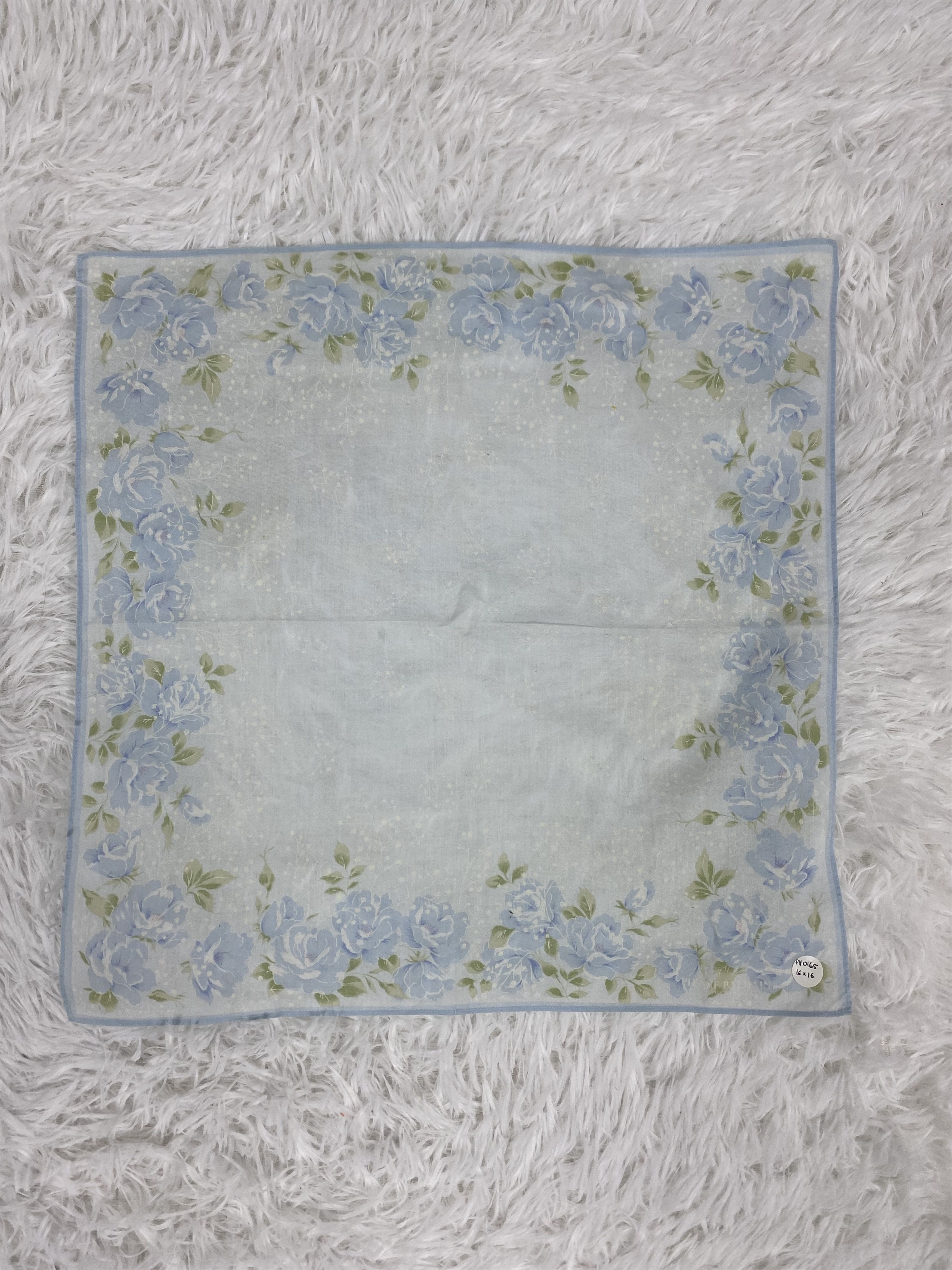 Pierre Balmain × Vintage Vintage Pierre Balmain Handkerchief PH0165 Size ONE SIZE - 4 Thumbnail