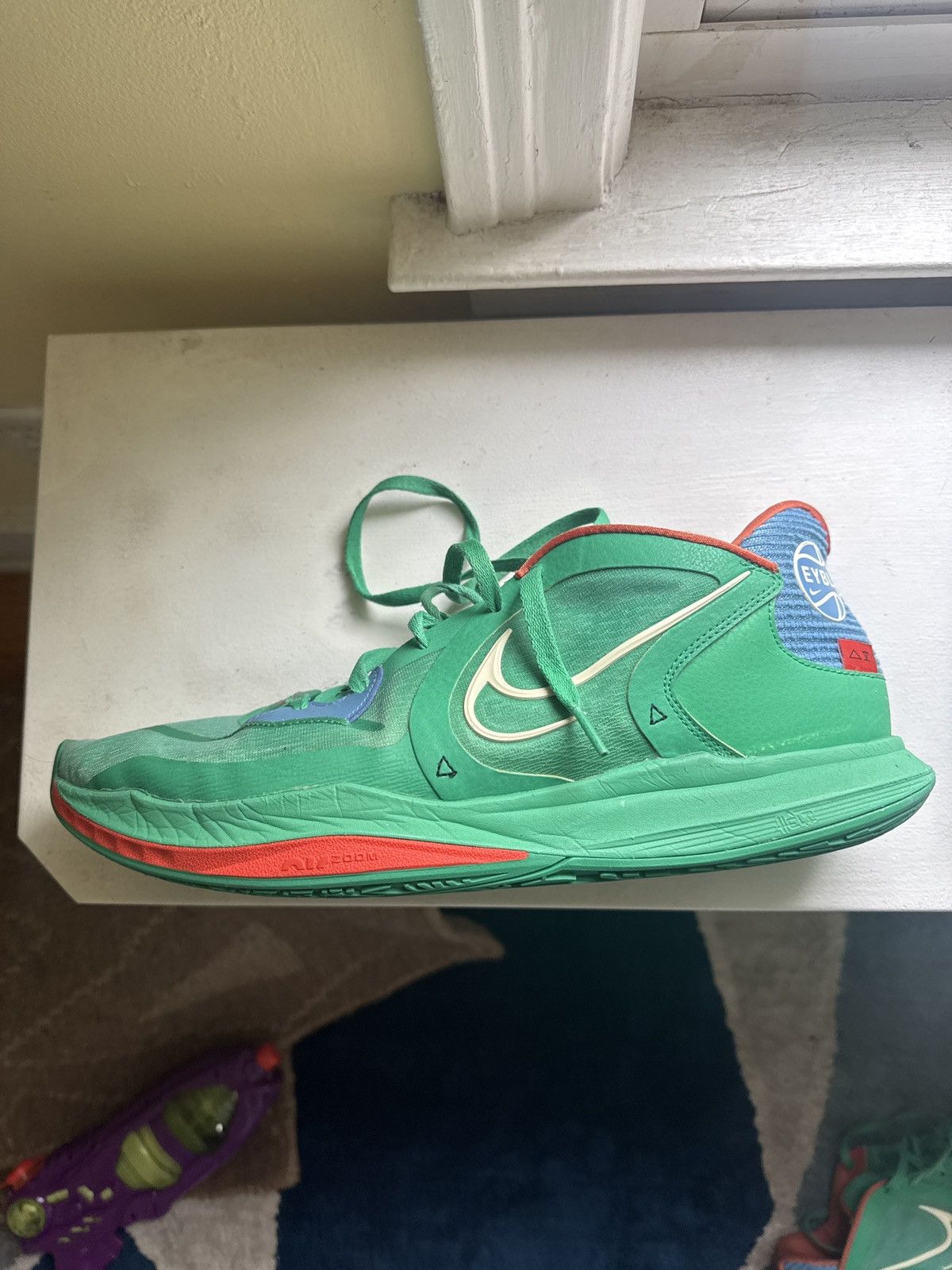 Nike EYBL KYRIE 5 LOW Size US 15 / EU 48 - 1 Thumbnail