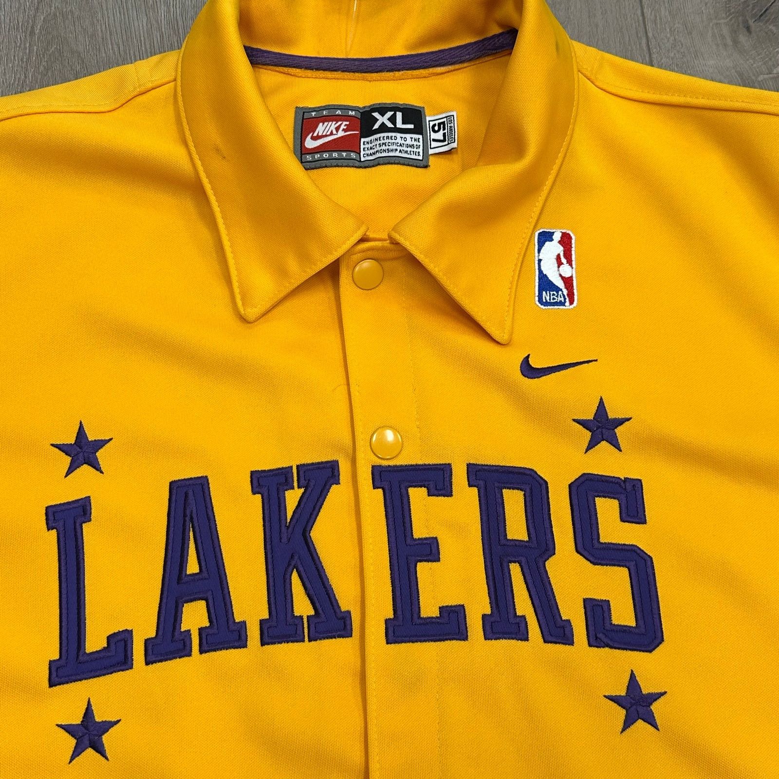 Nike Vintage Nike NBA LA Lakers Warm Up Shooting Jersey Size XL Size US XL / EU 56 / 4 - 3 Thumbnail