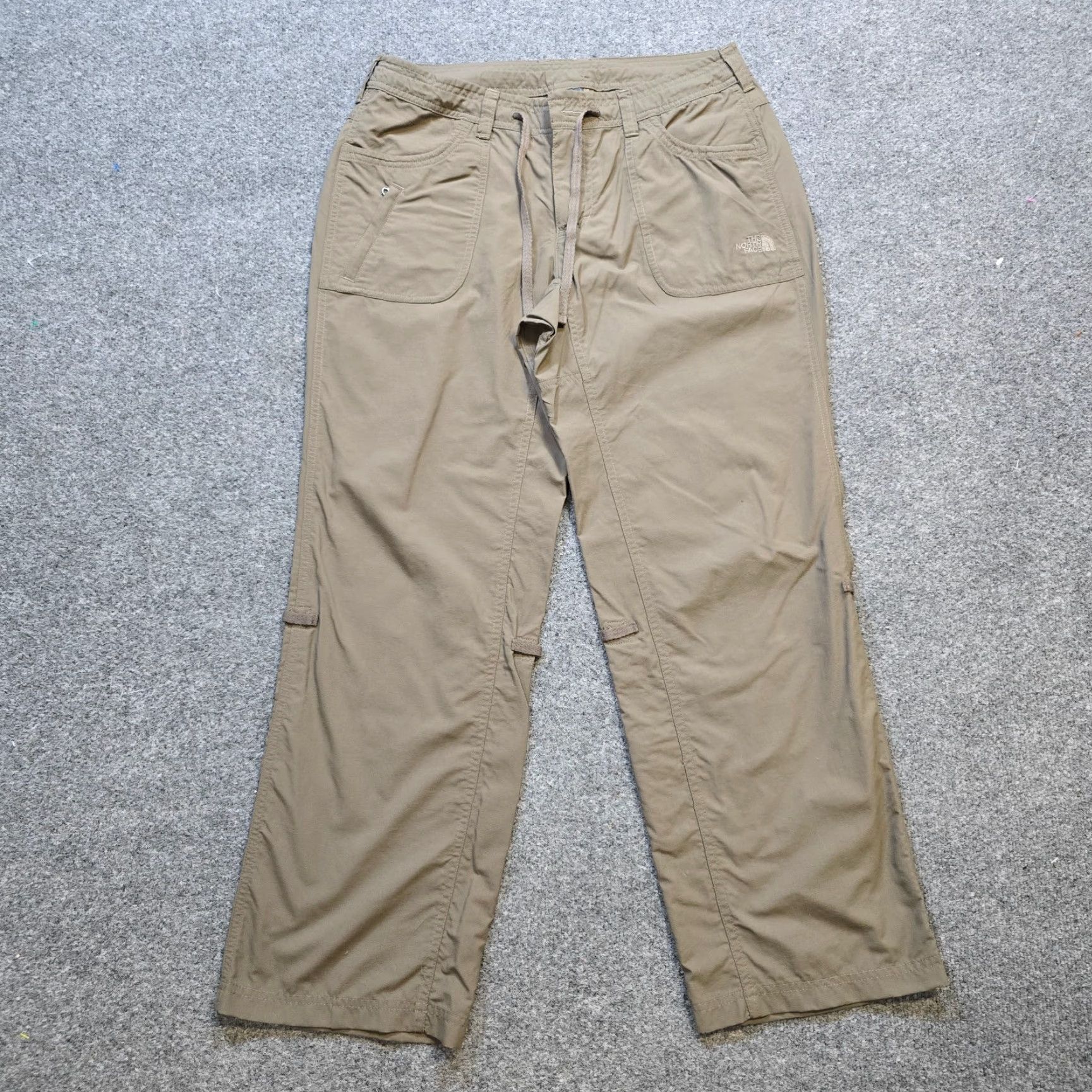 The North Face The North Face Pants Women 8 Gray Rip Stop Pockets Capri Hiking Outdoors Casual Size 30" / US 8 / IT 44 - 2 Thumbnail
