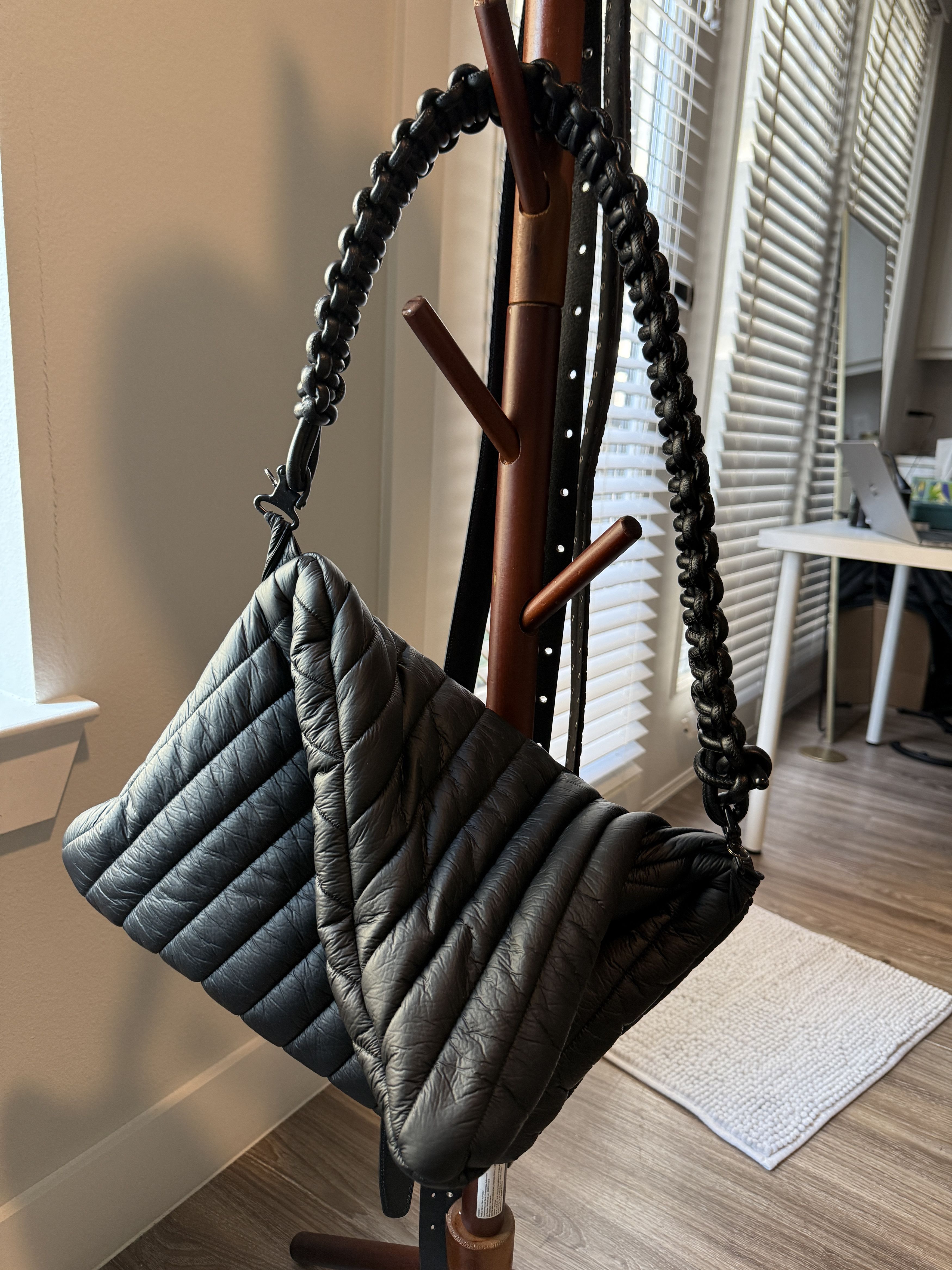 Other Bottega Veneta Style Leather Bag Size ONE SIZE - 1 Thumbnail
