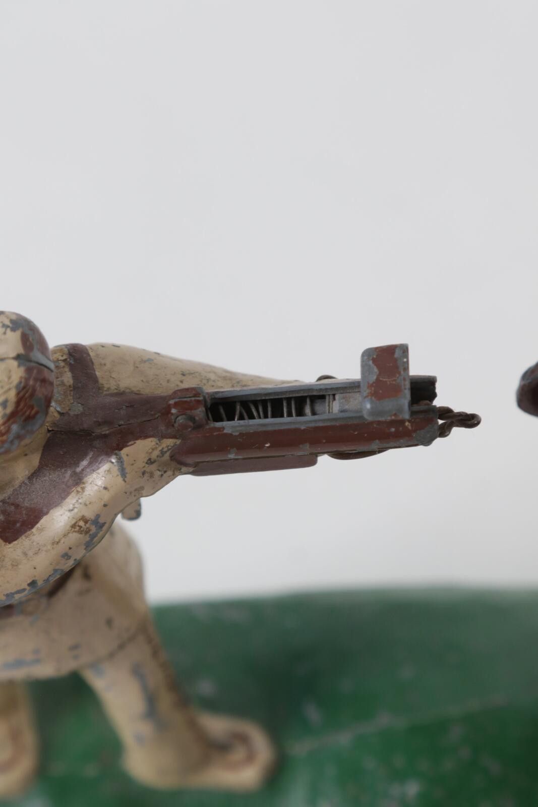 Other 1920's Hunter And Bear Mechanical Coin Bank Size ONE SIZE - 4 Thumbnail