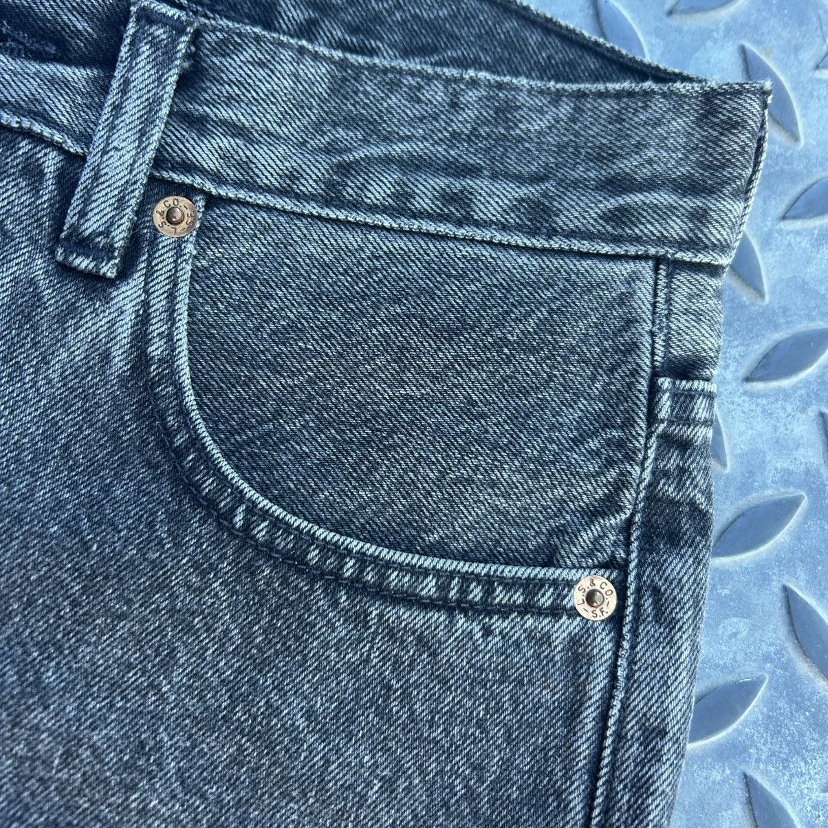 Levi's × Vetements Levi's x Vetements 2018 Size 28" / US 6 / IT 42 - 8 Thumbnail