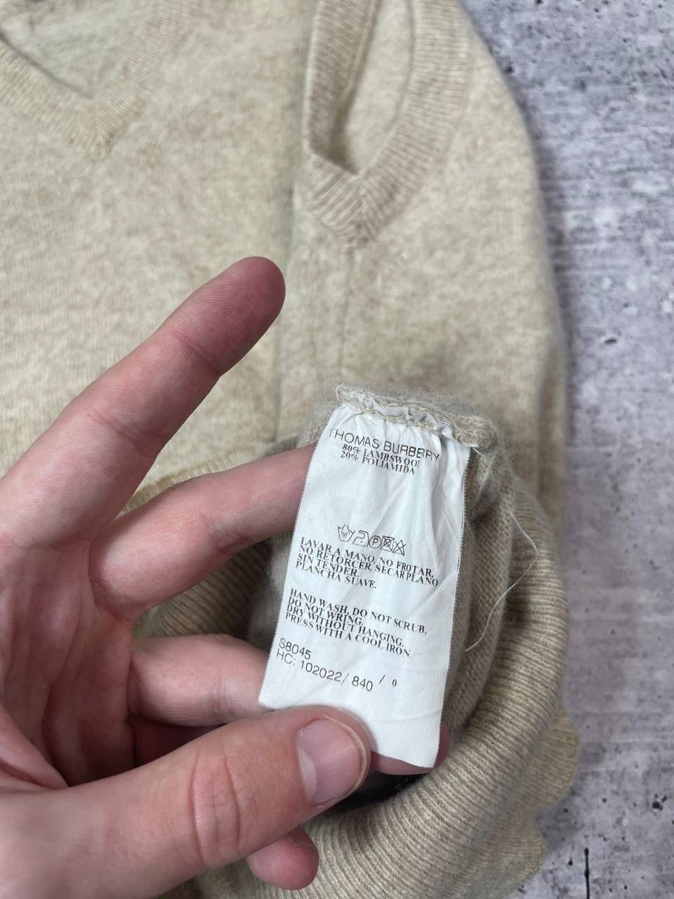 Burberry Vintage Thomas Burberry Logo V Neck Wool Sweater Vest Size US M / EU 48-50 / 2 - 5 Thumbnail